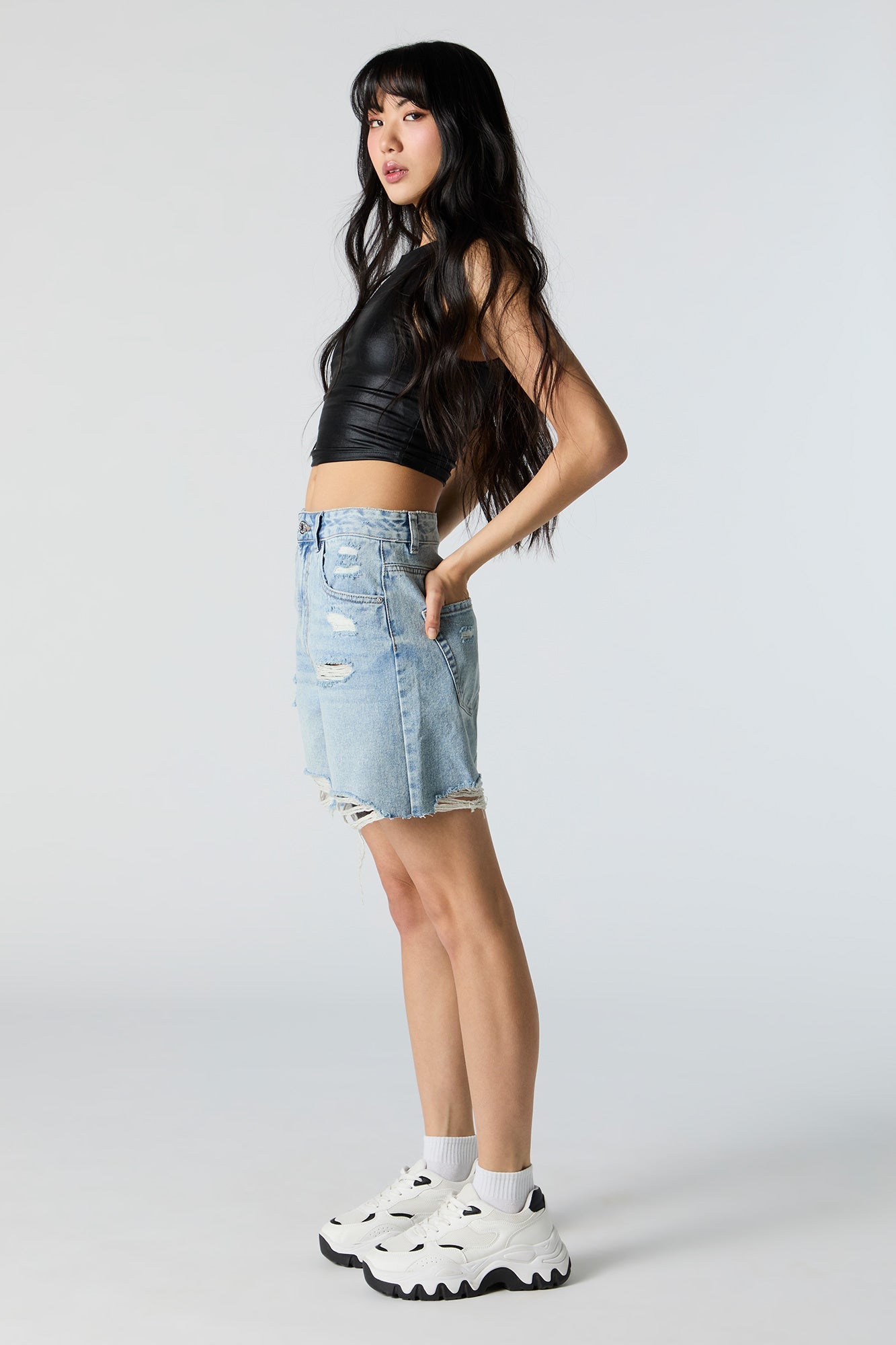 90s Distressed Denim Short
