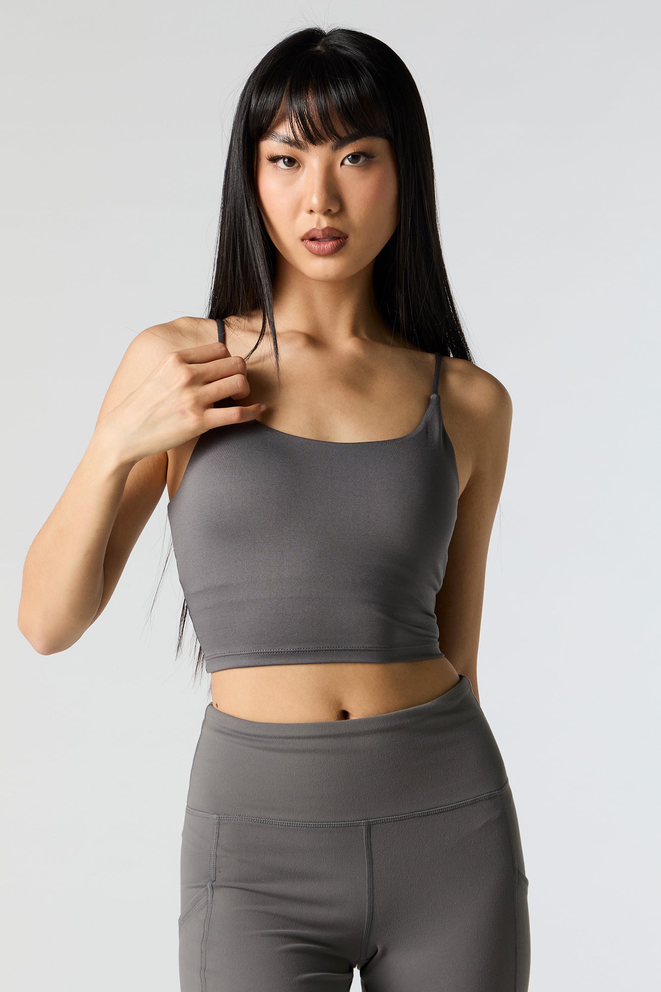 Active Scoop Neck Bra