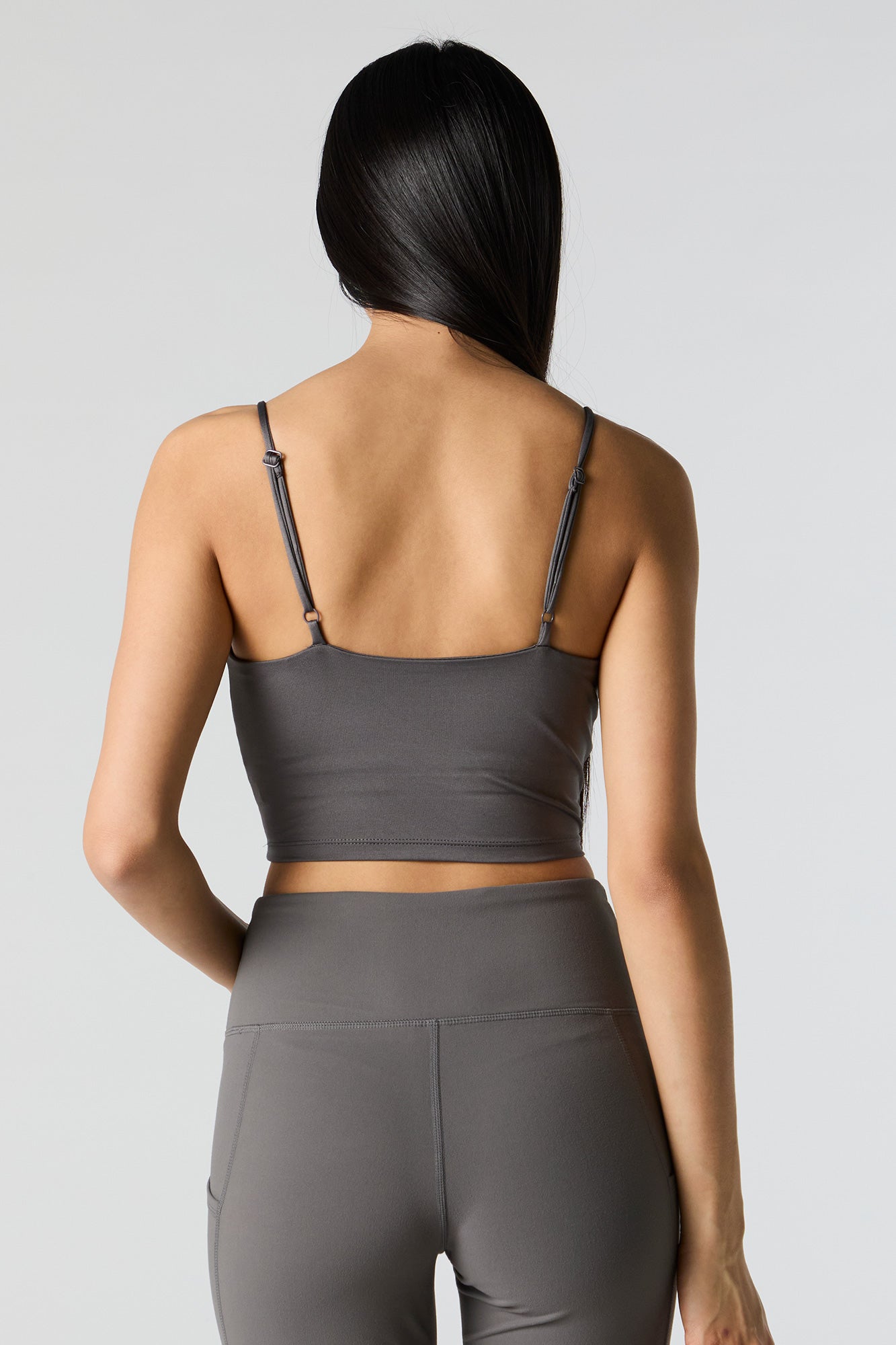 Active Scoop Neck Bra