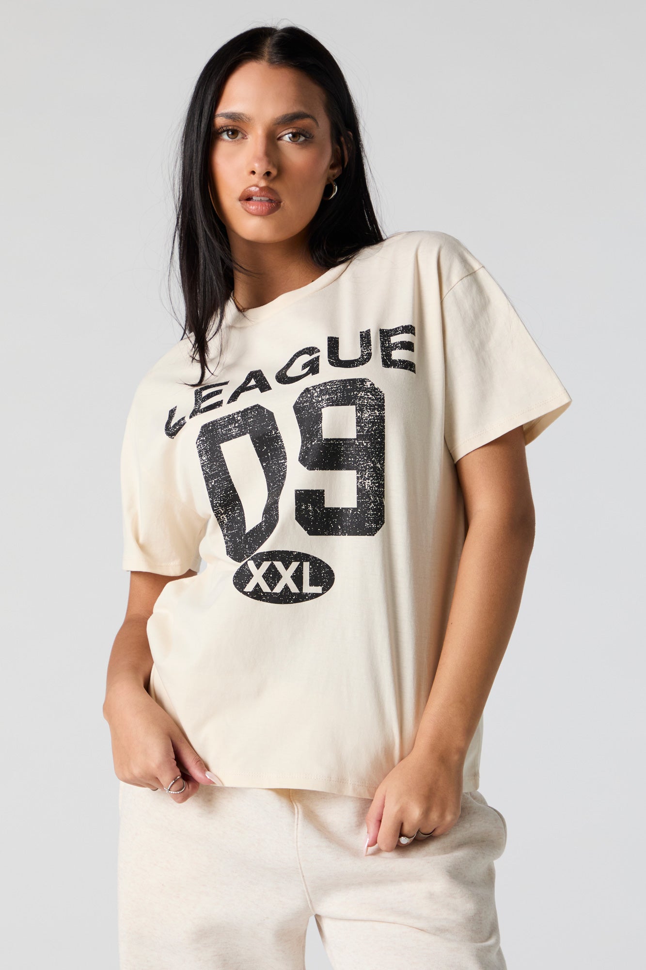 09 Graphic Boyfriend T-Shirt