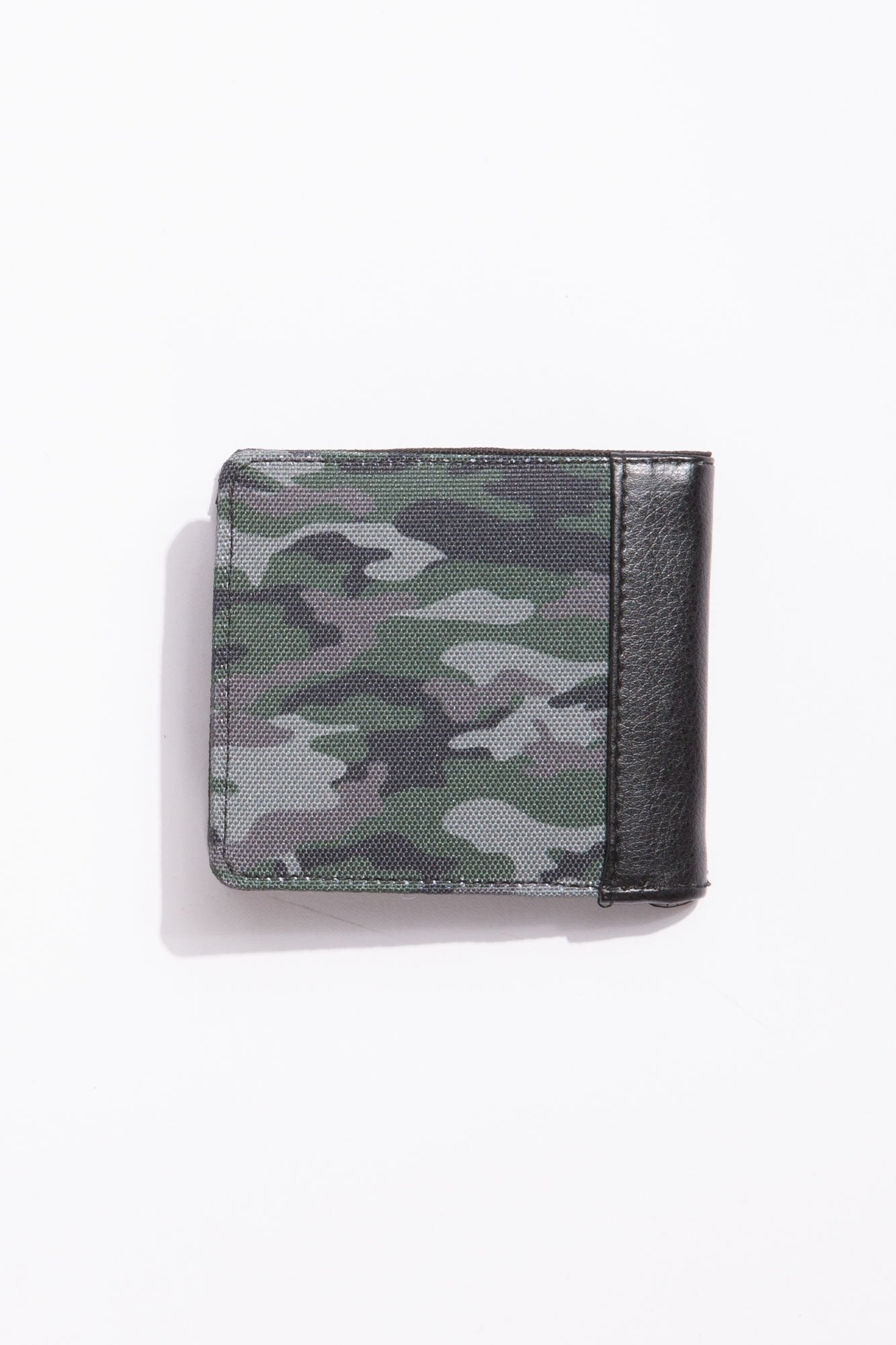 Zoo York Guys Camouflage Canvas Bifold Wallet