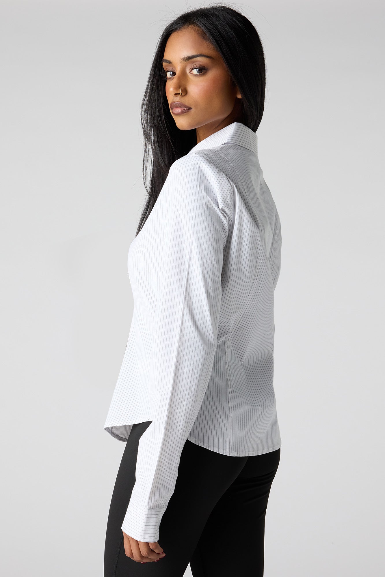 Poplin Button-Up Collared Long Sleeve Top
