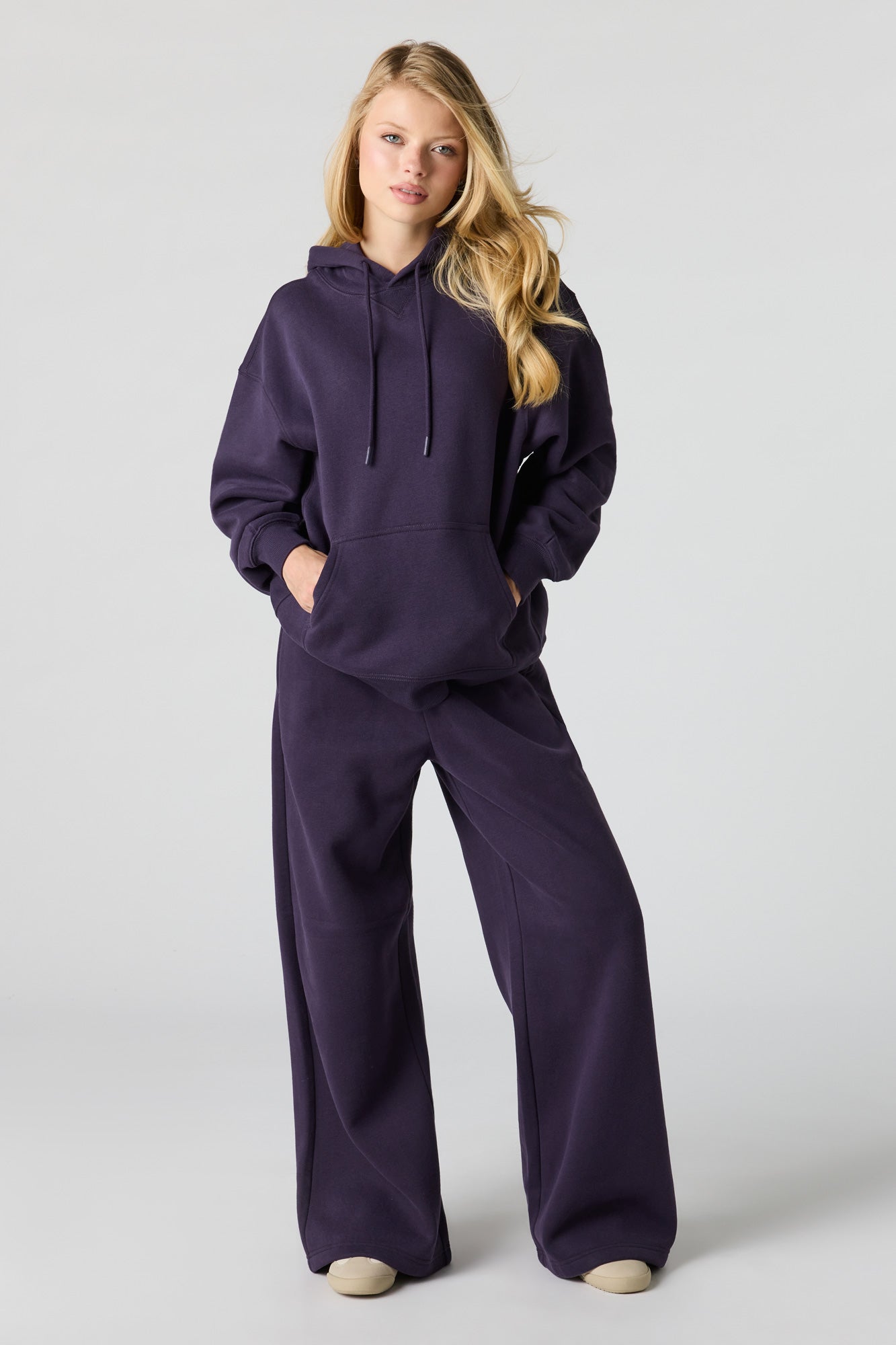Premium Fleece Grande Wide Leg Sweatpant