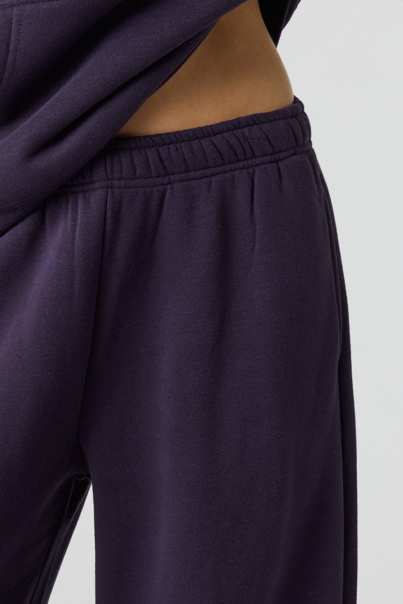 Premium Fleece Grande Wide Leg Sweatpant