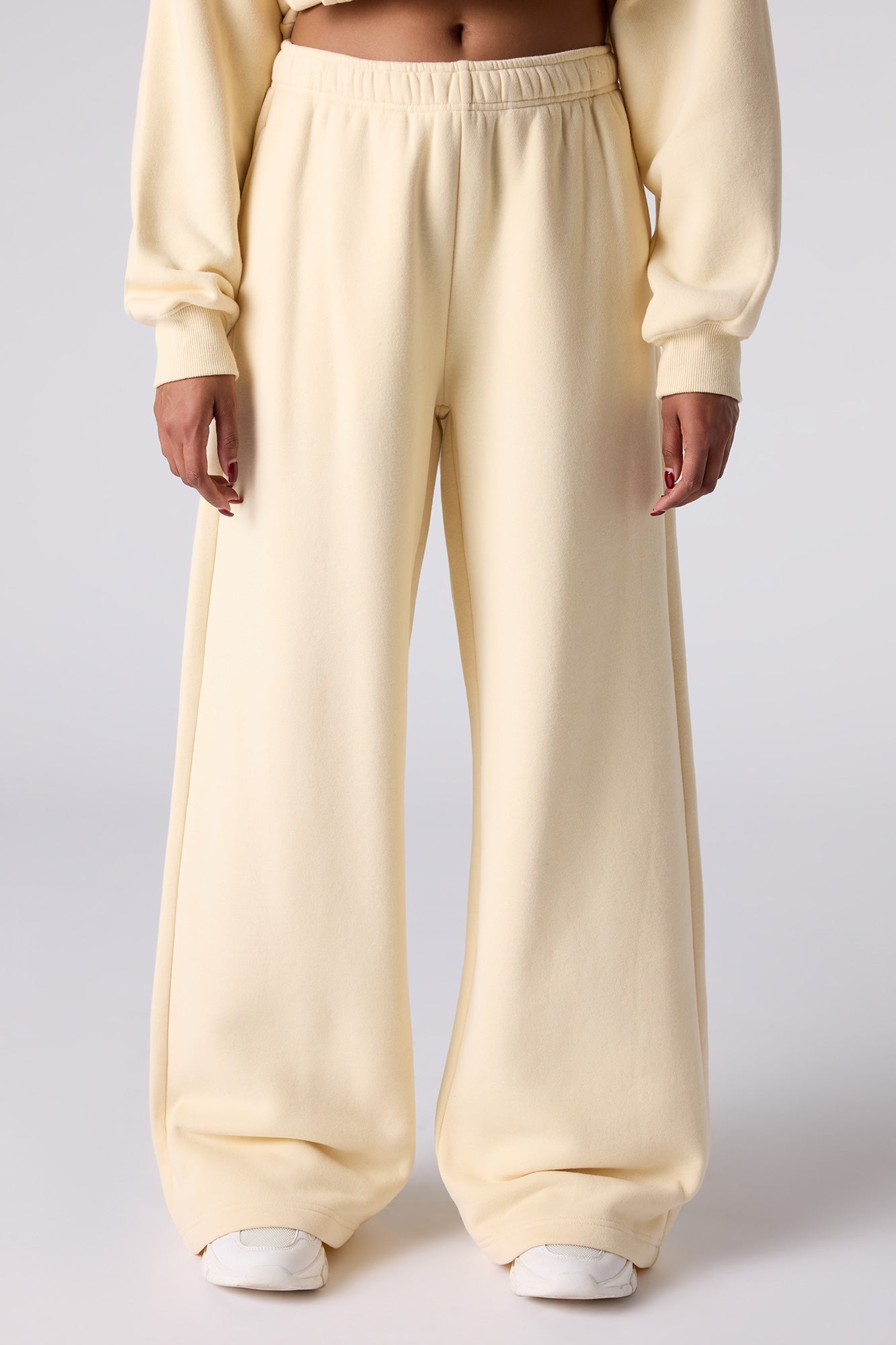 Premium Fleece Grande Wide Leg Sweatpant