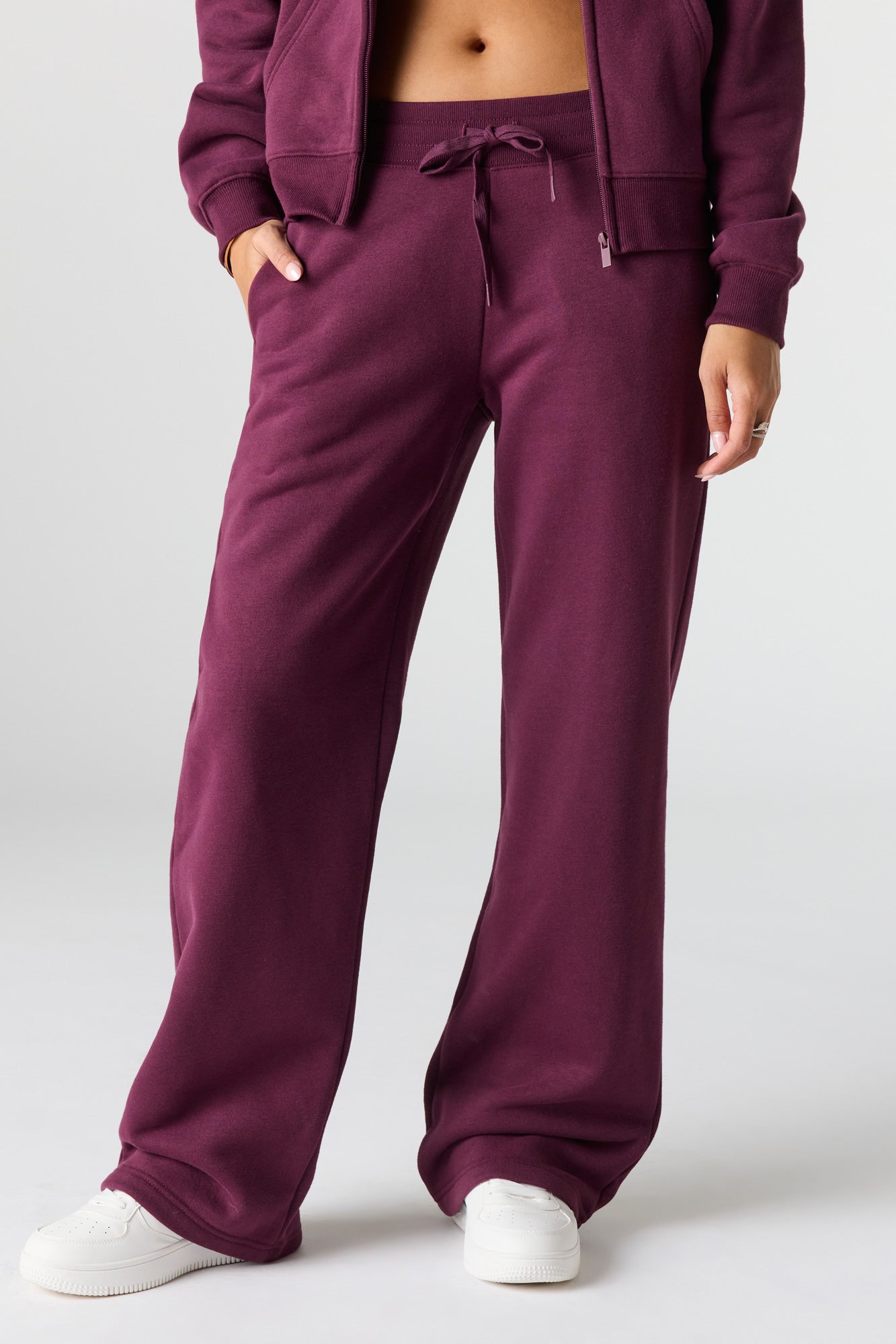 Premium Fleece Classic Straight Leg Sweatpant