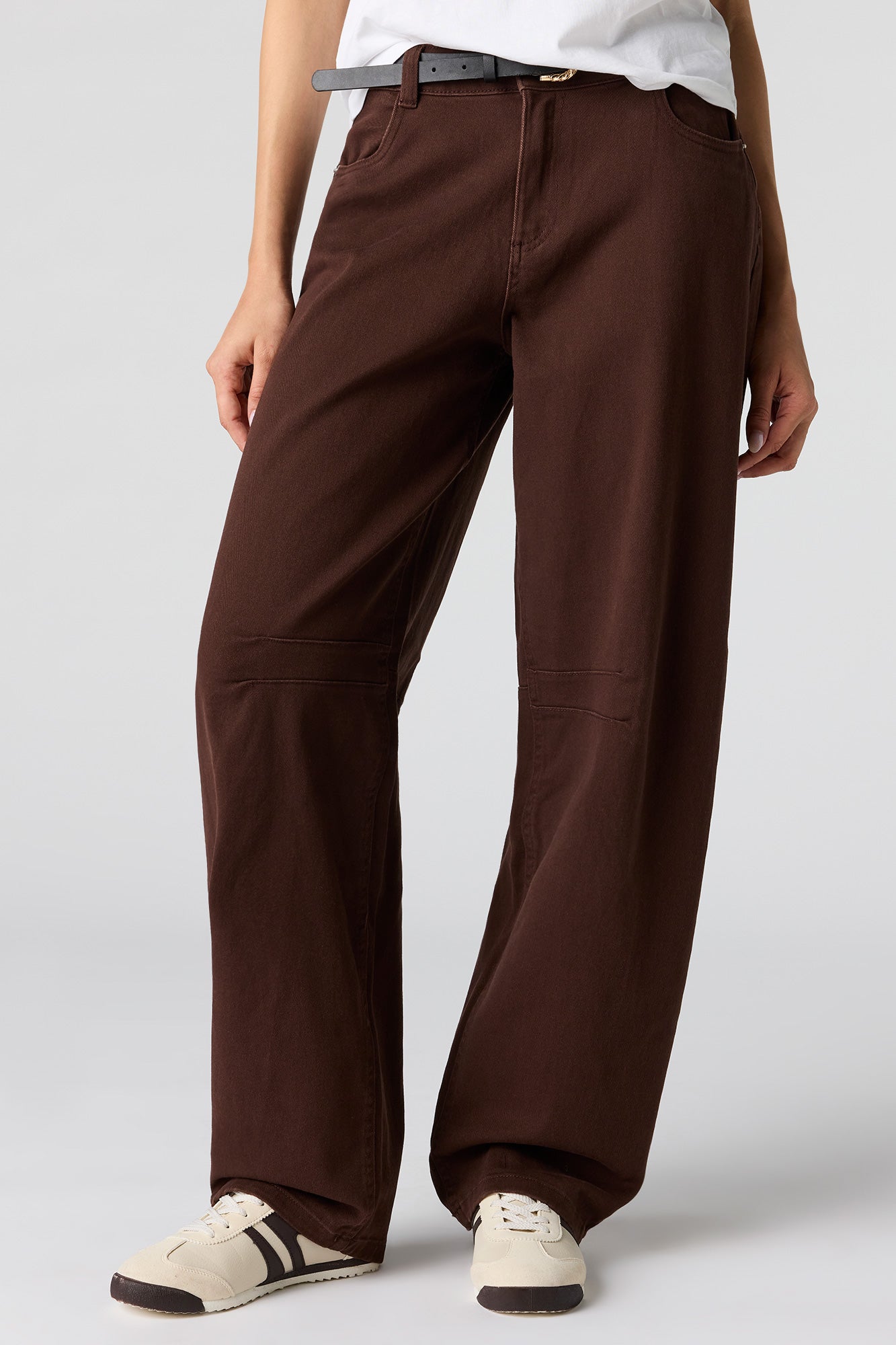 Mid Rise Barrel Leg Pant