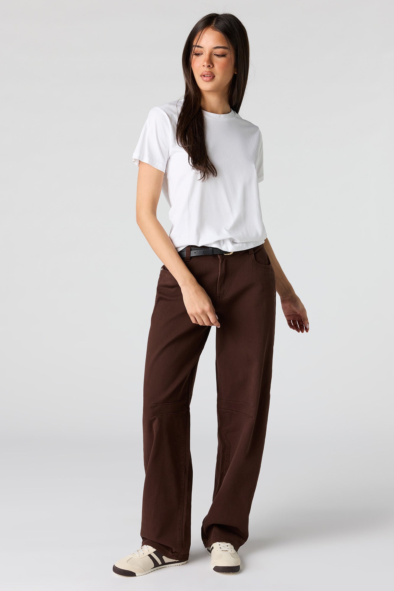 Mid Rise Barrel Leg Pant