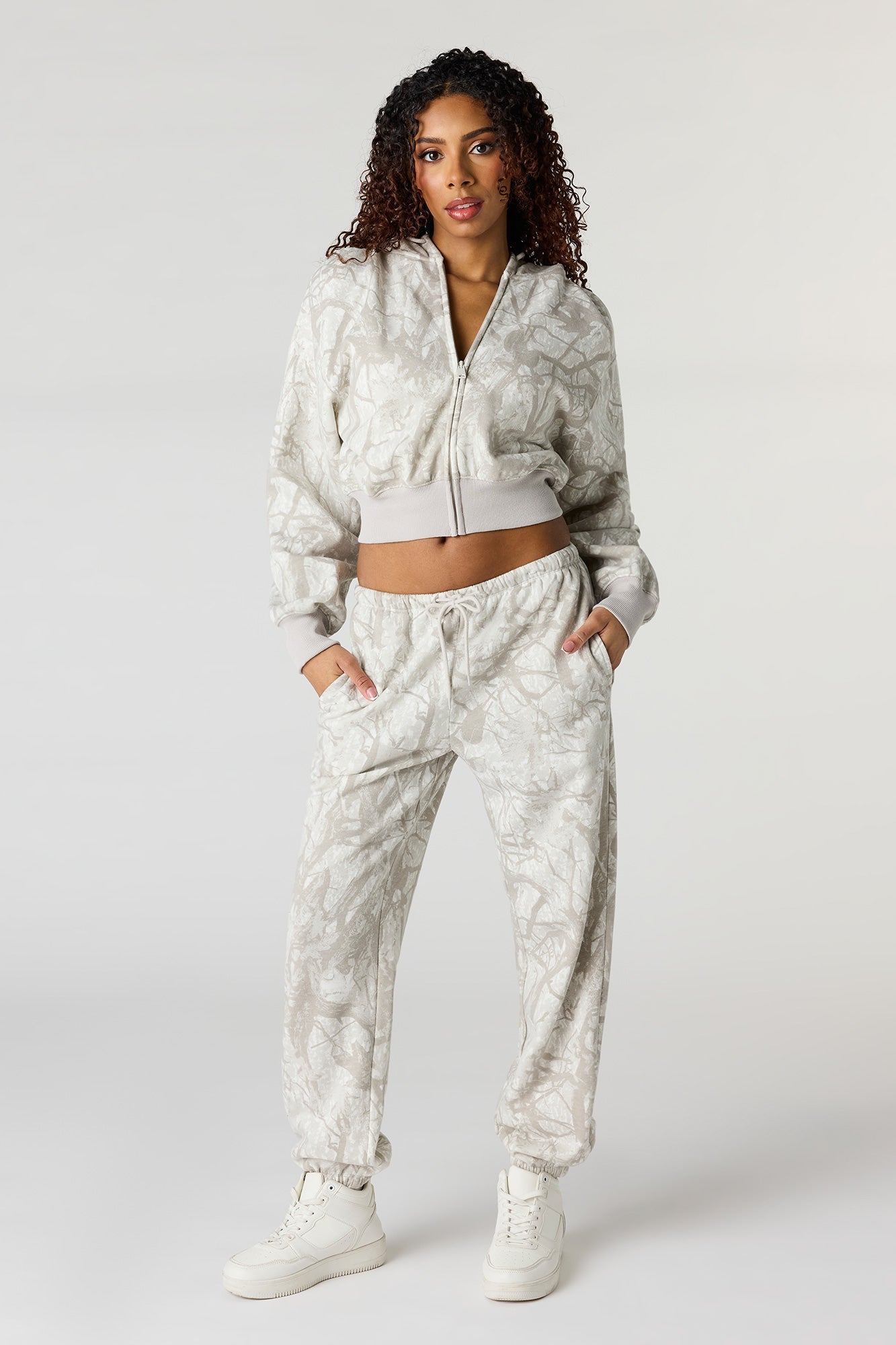 Low Rise Fleece Jogger