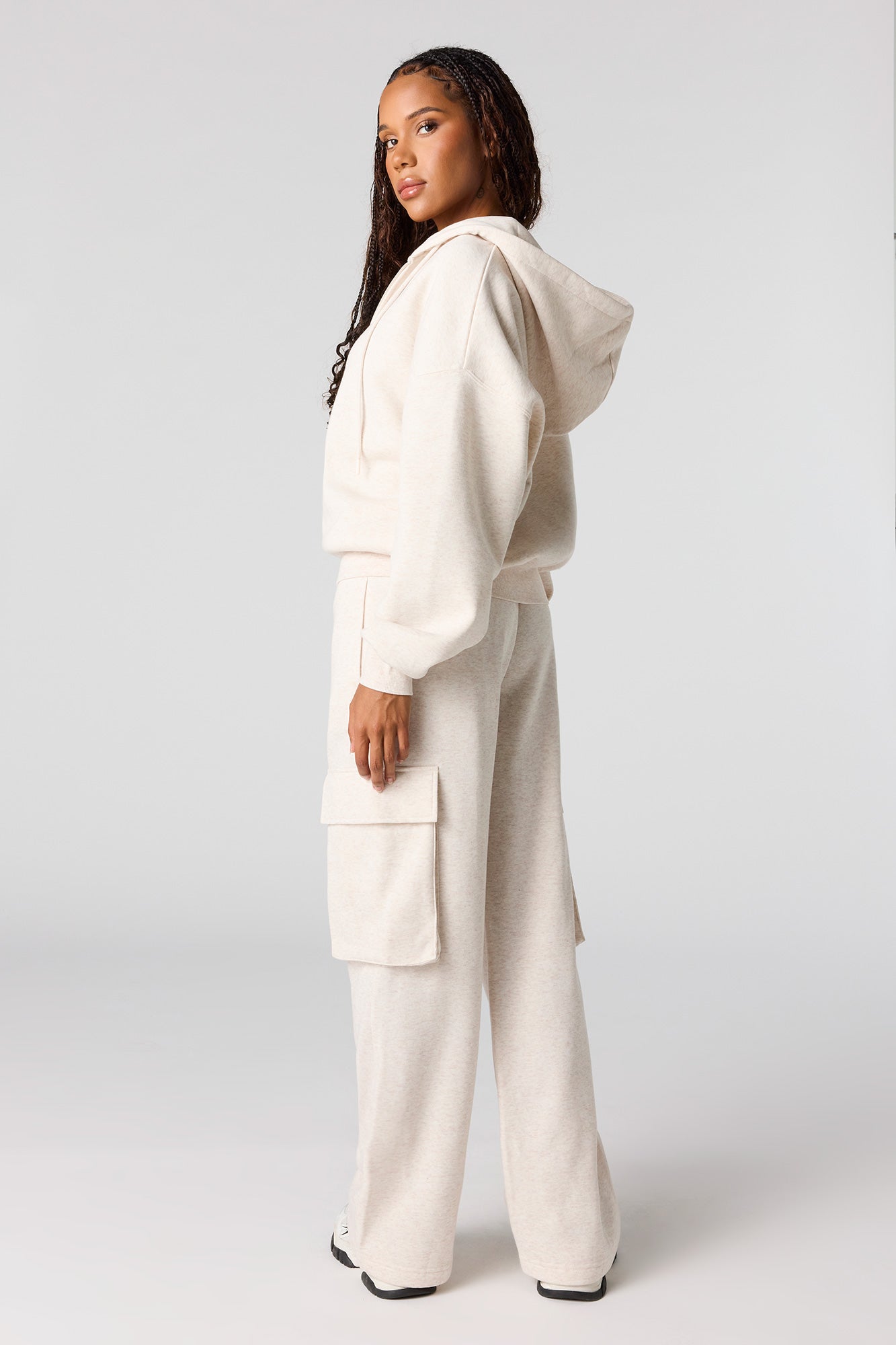 Wide Leg Cargo Fleece Sweatpant