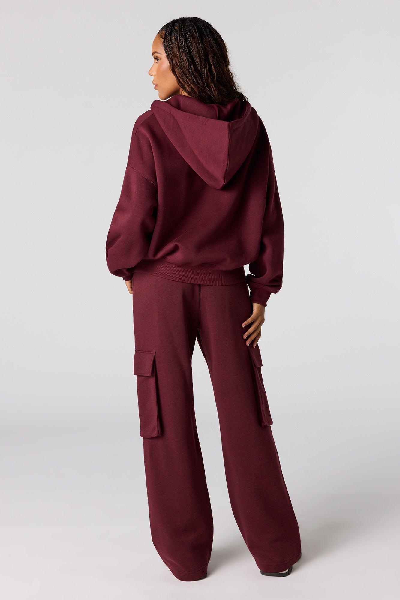Wide Leg Cargo Fleece Sweatpant