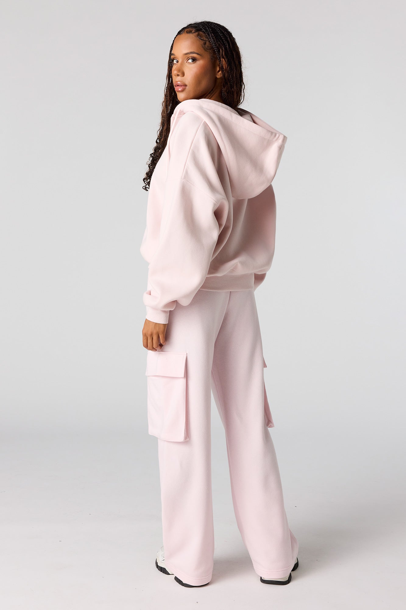 Wide Leg Cargo Fleece Sweatpant