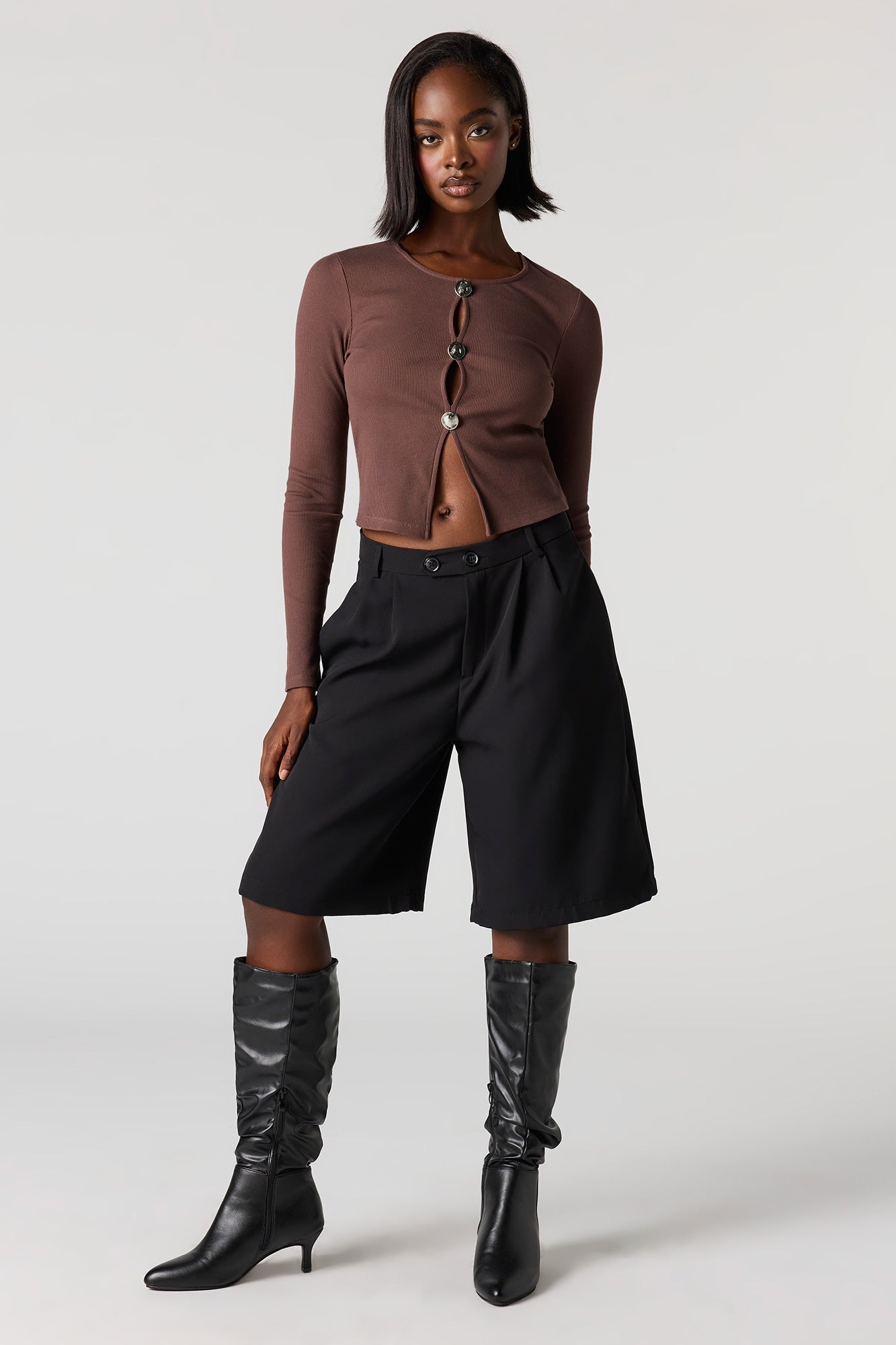 Ribbed Metal Button Long Sleeve Top