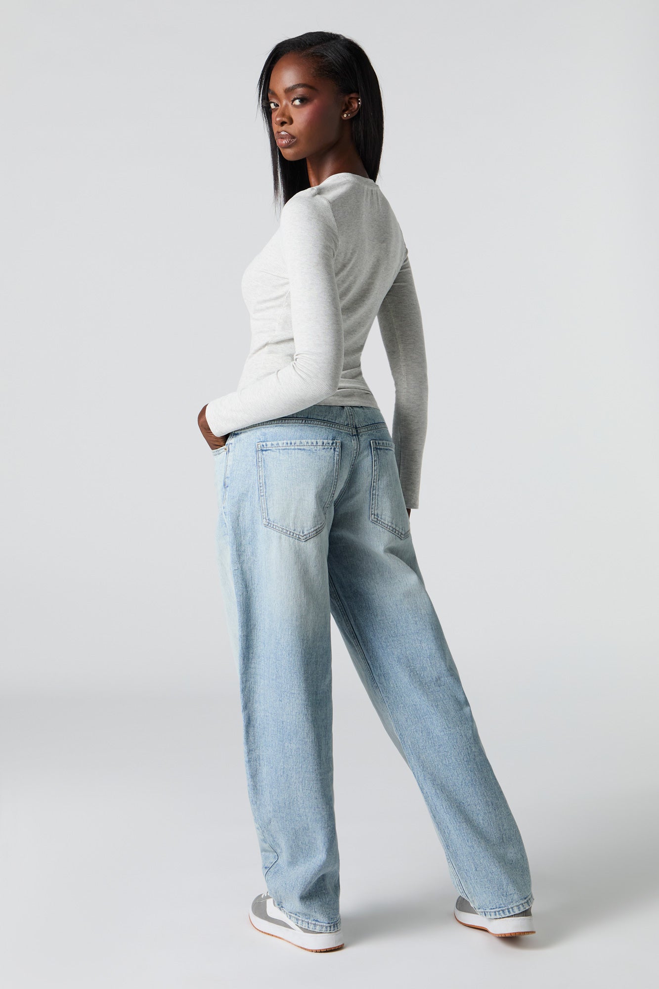 Low Rise Barrel Jean