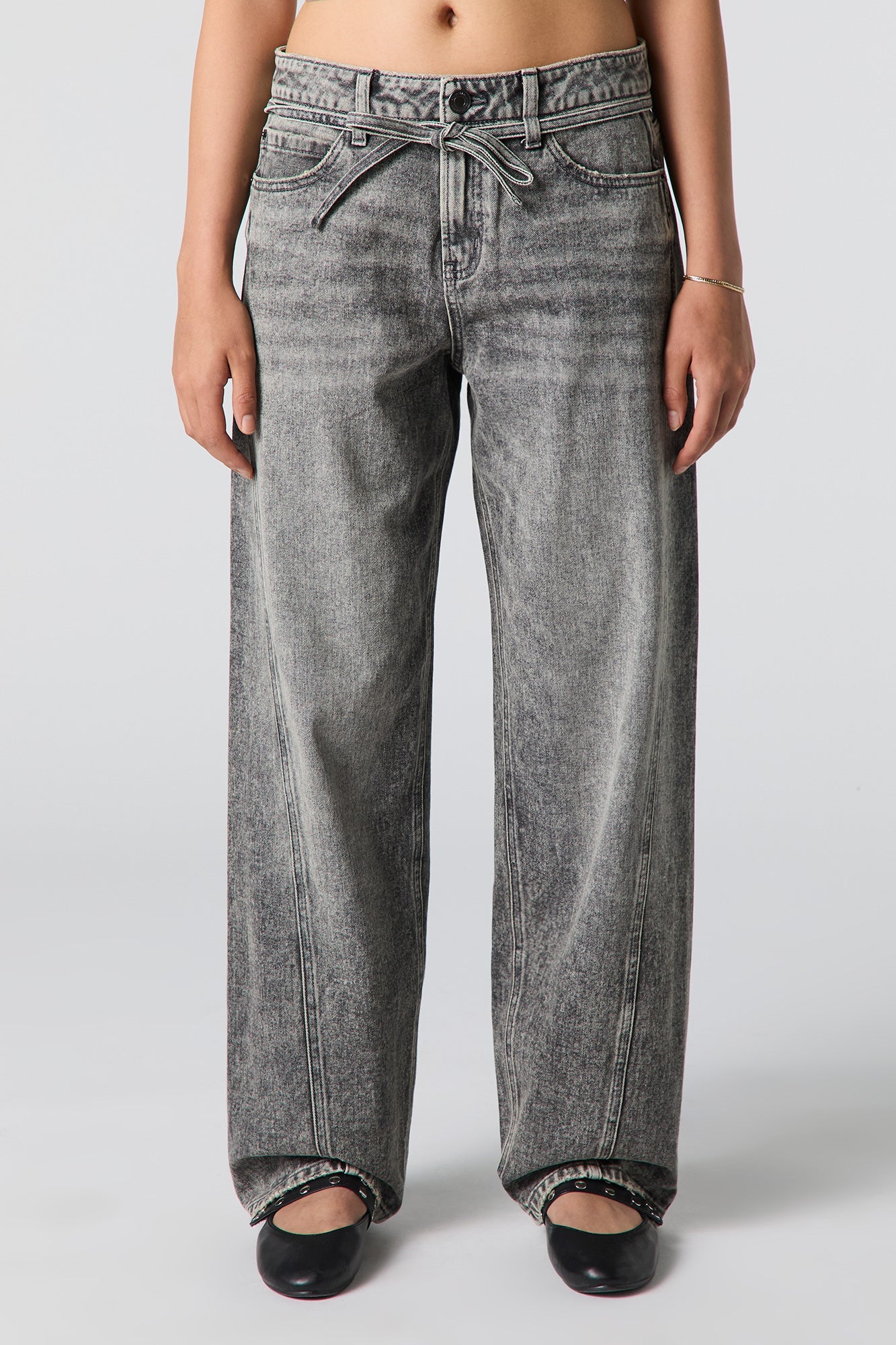 Low Rise Tie Waist Baggy Jean