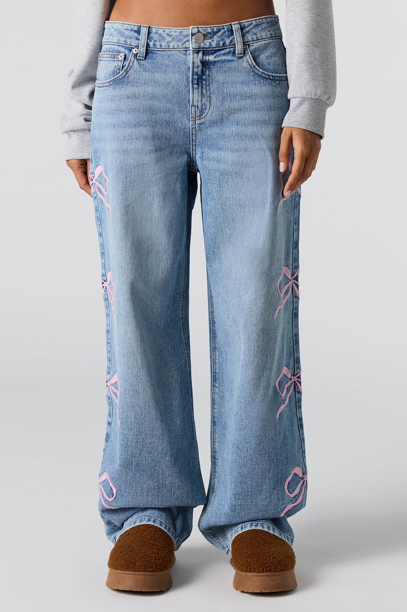 Low Rise Bow Print Baggy Jean