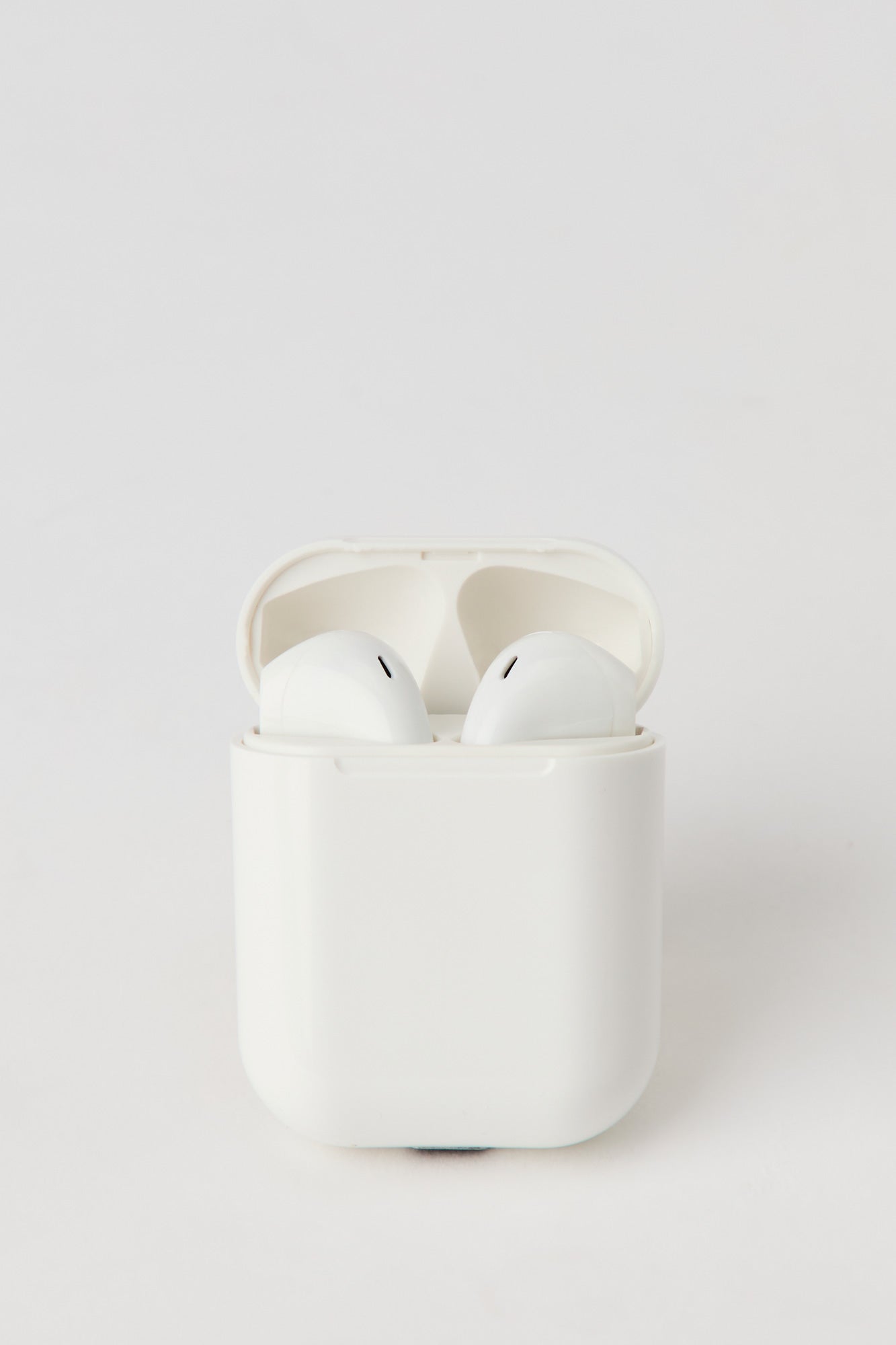 Wireless Bluetooth Earbuds & Charging Case