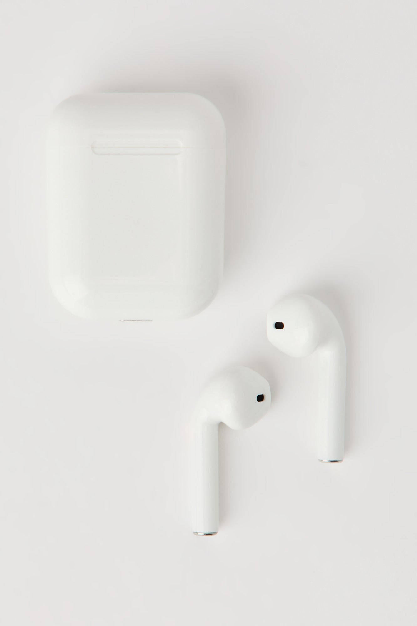 Wireless Bluetooth Earbuds & Charging Case