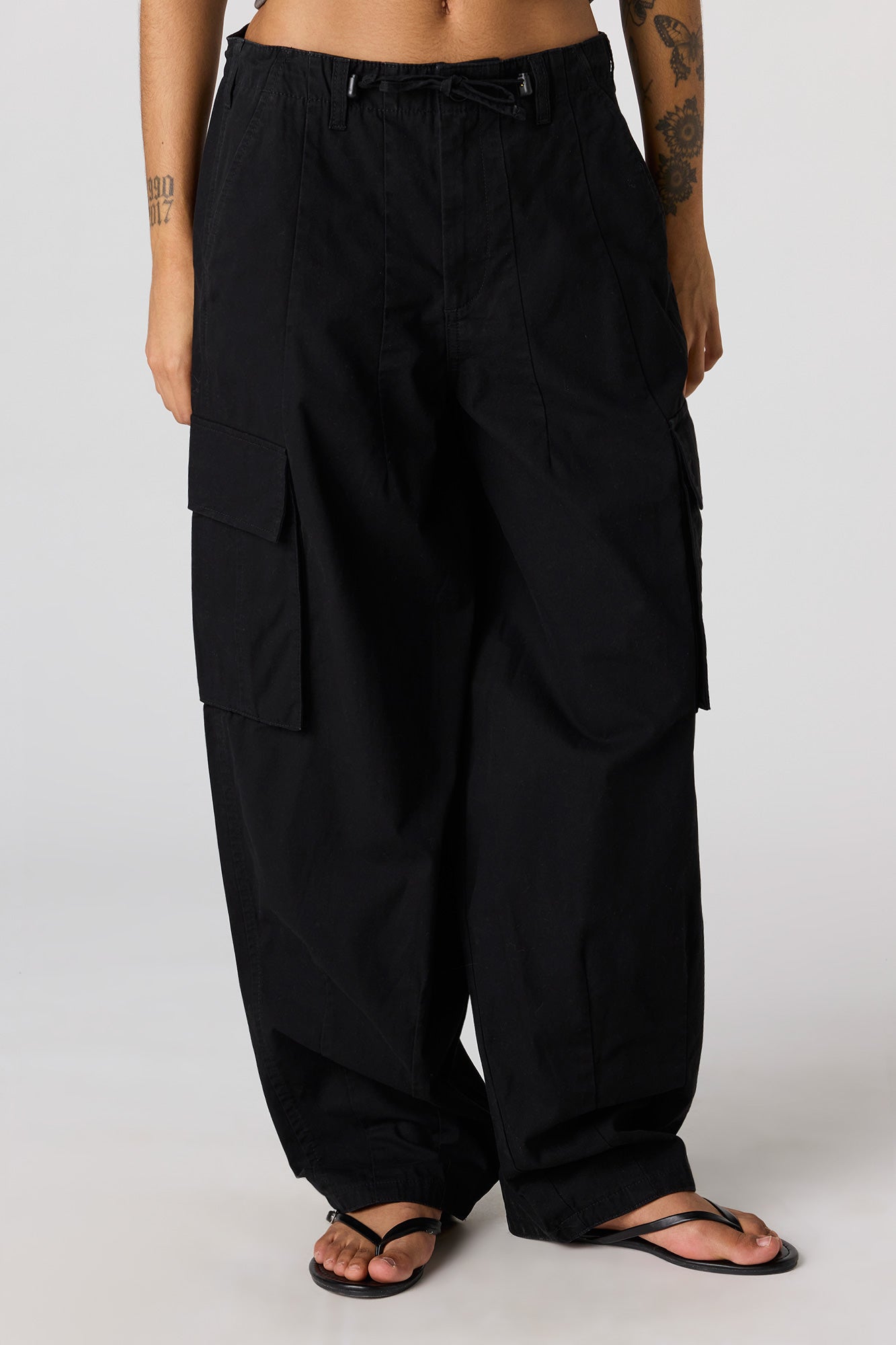Low Rise Barrel Cargo Pant