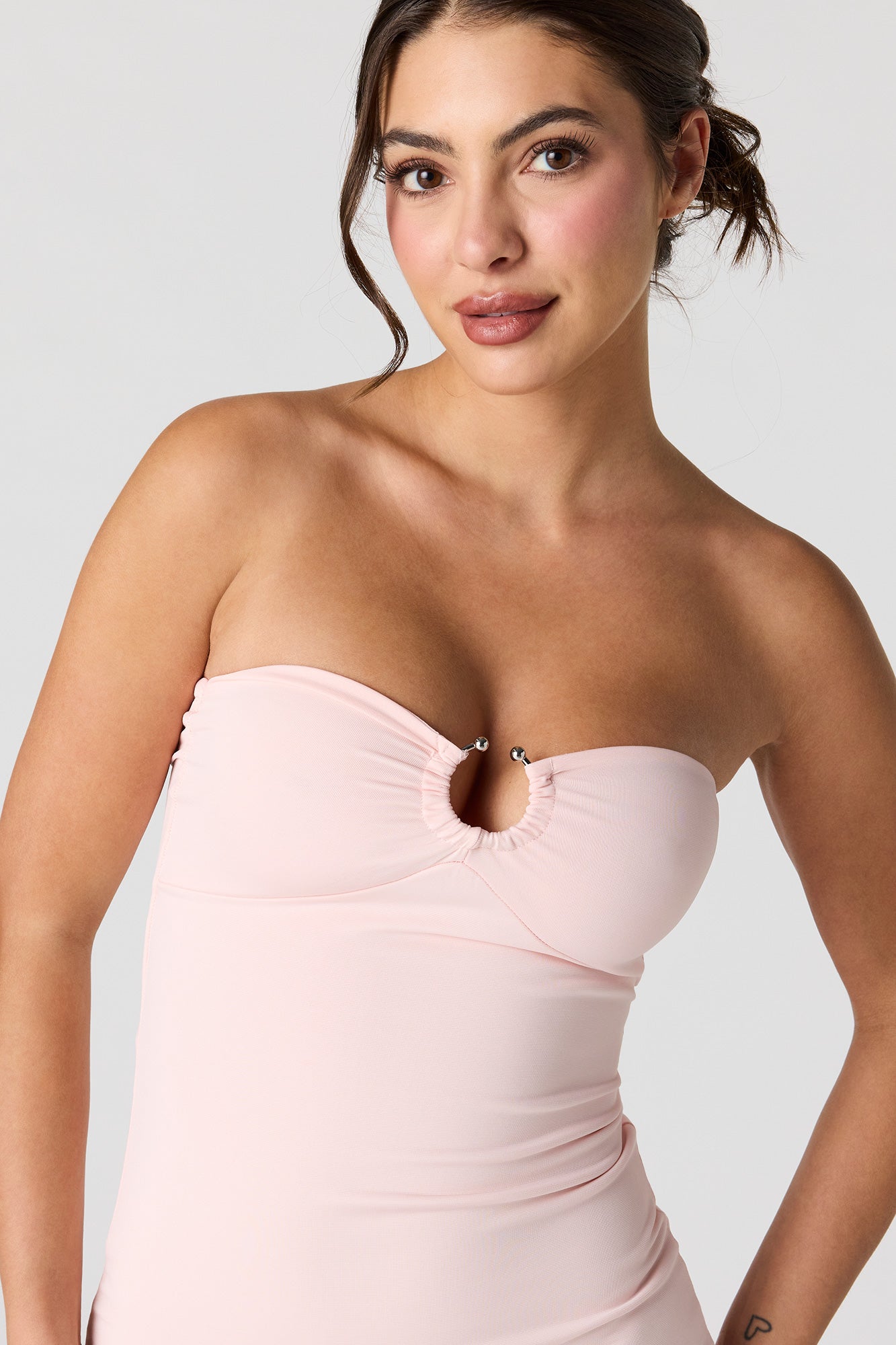 Ruched O-Ring Front Tube Dress
