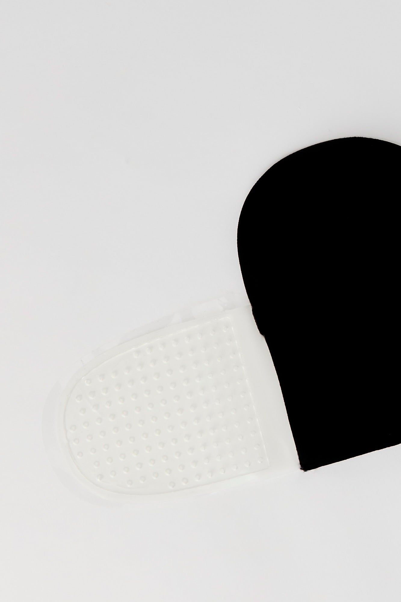 Adhesive Seamless Strapless Bra