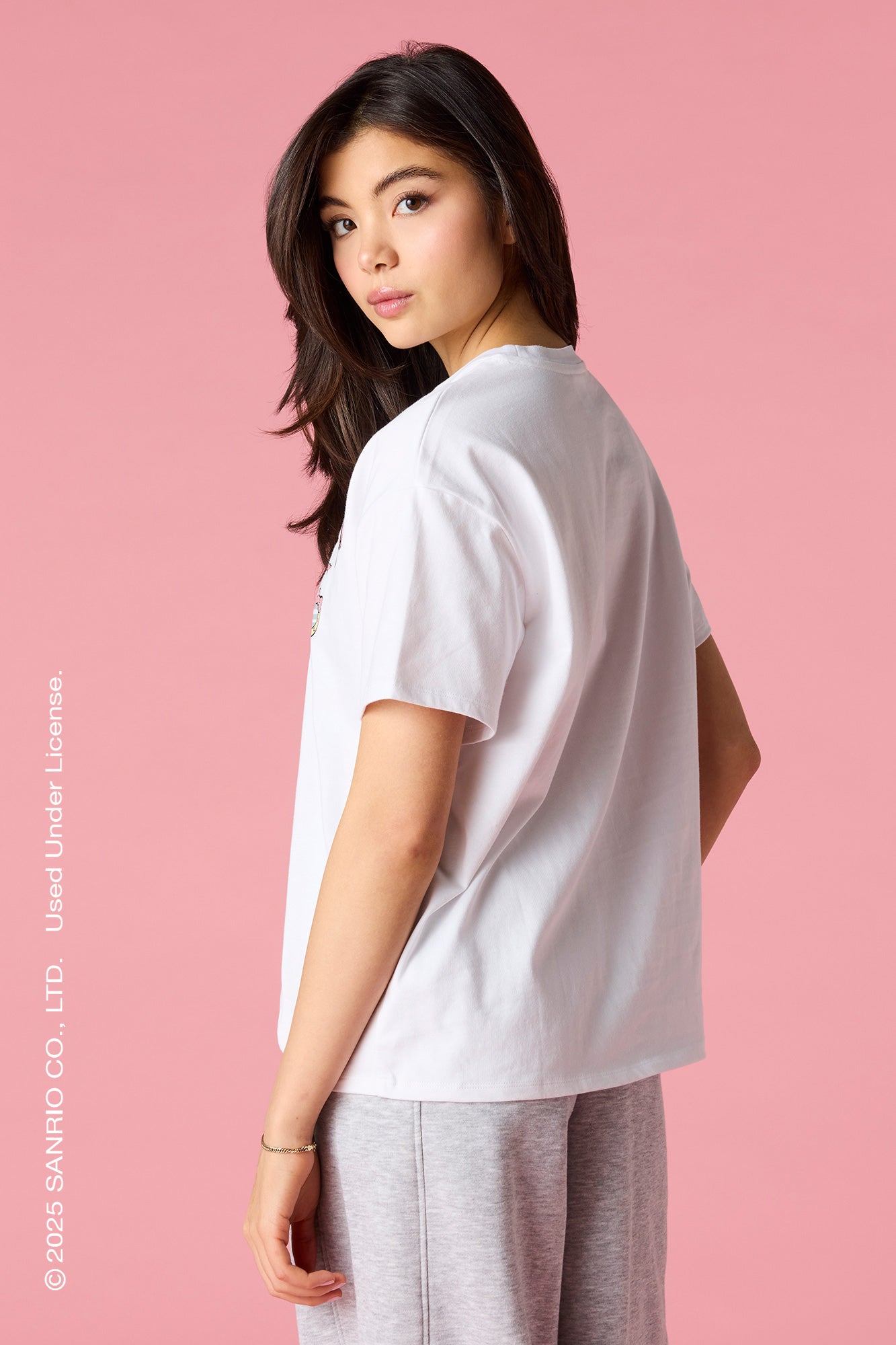 Hello Kitty® Glitter Graphic Boyfriend T-Shirt