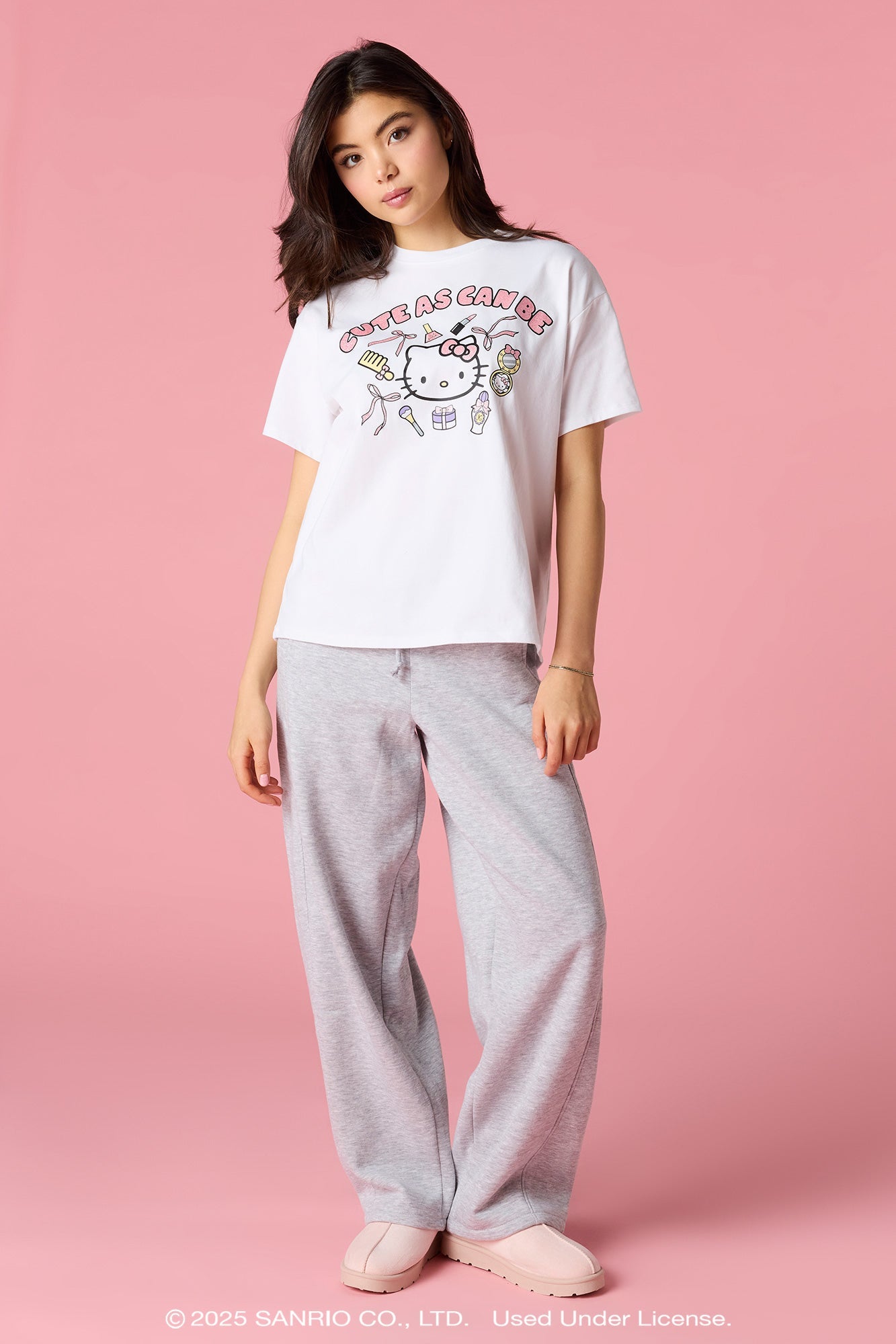 Hello Kitty® Glitter Graphic Boyfriend T-Shirt