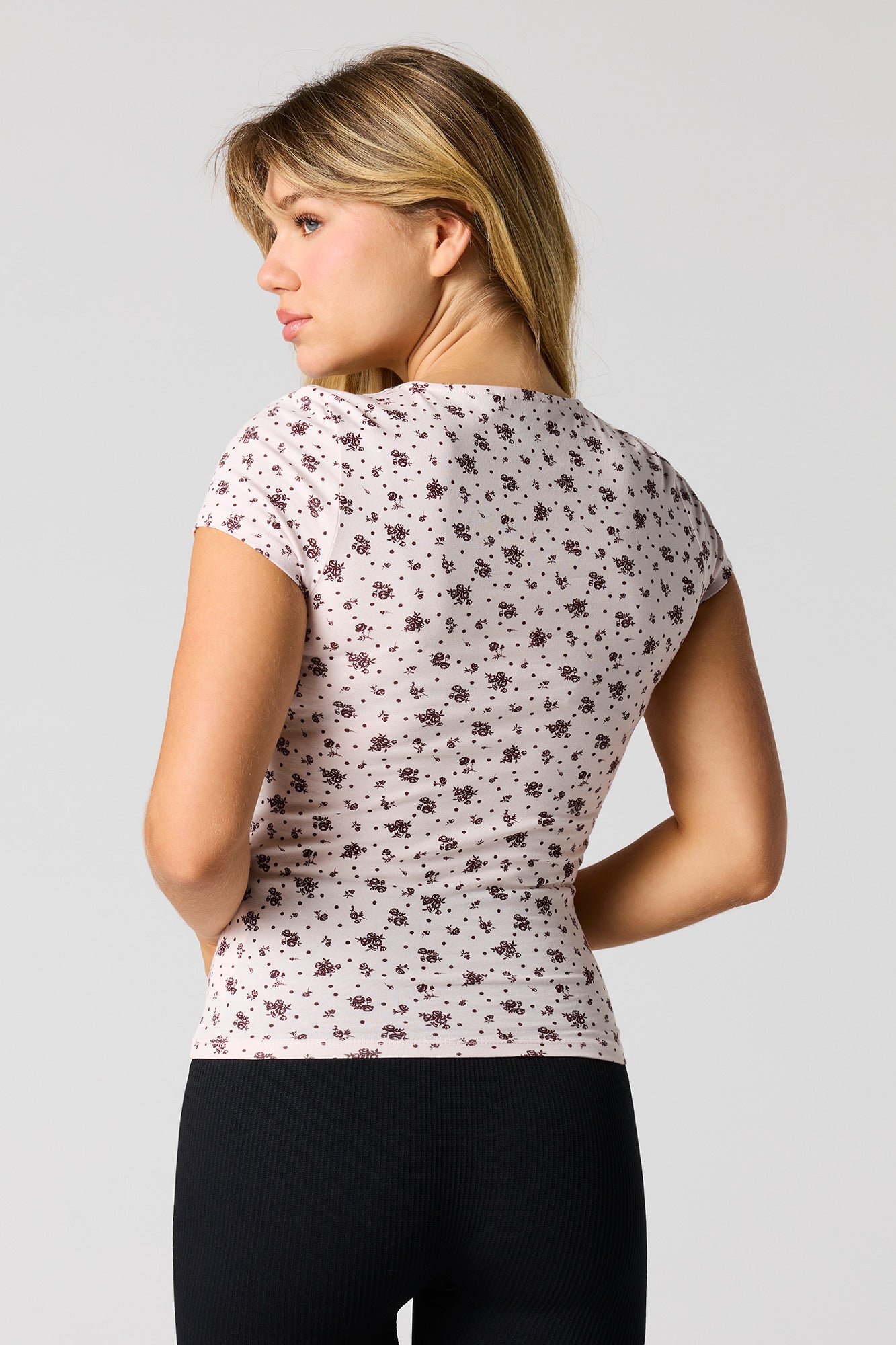Soft Contour Scoop Neck T-Shirt
