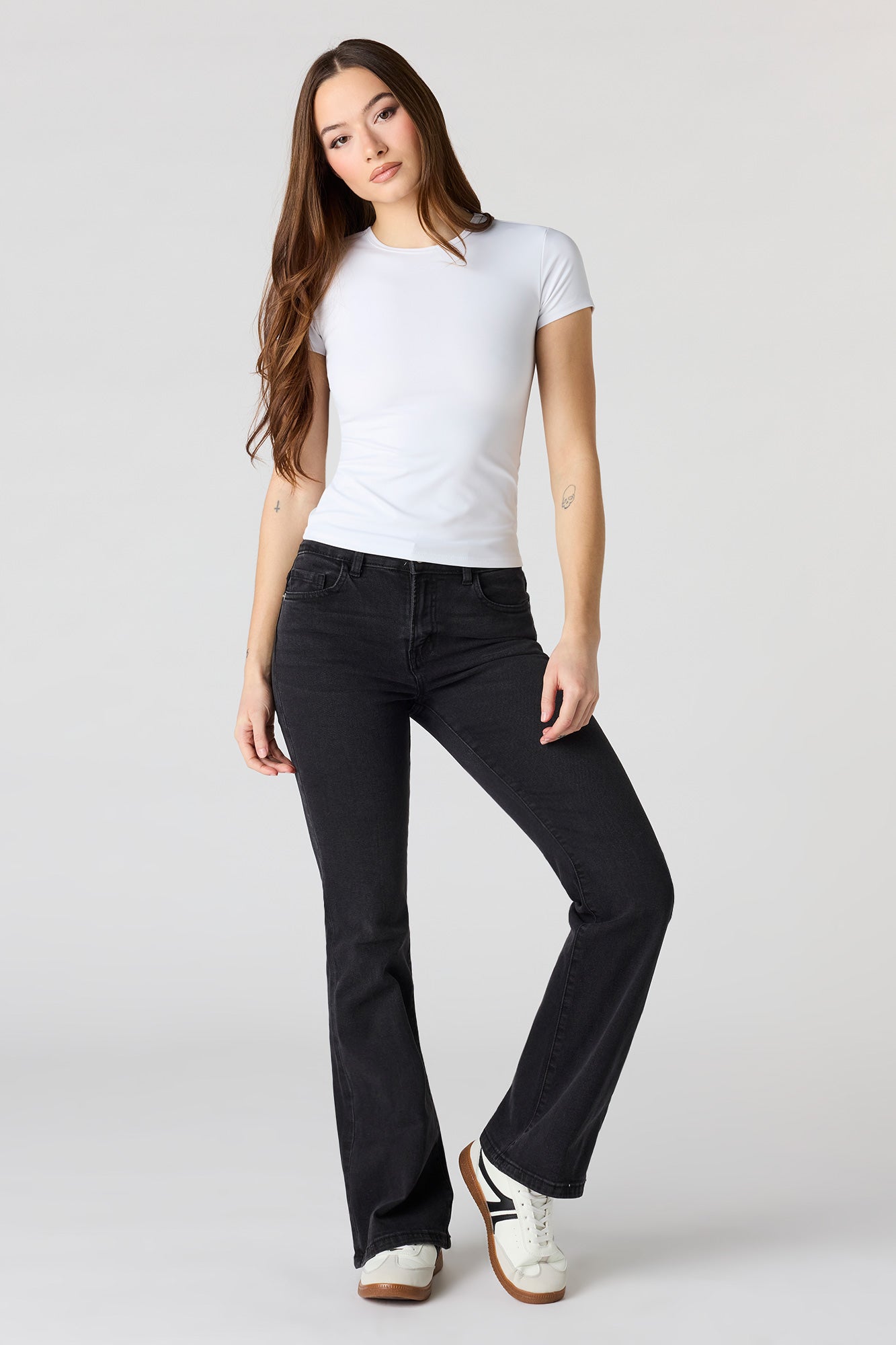 Contour Classic T-Shirt