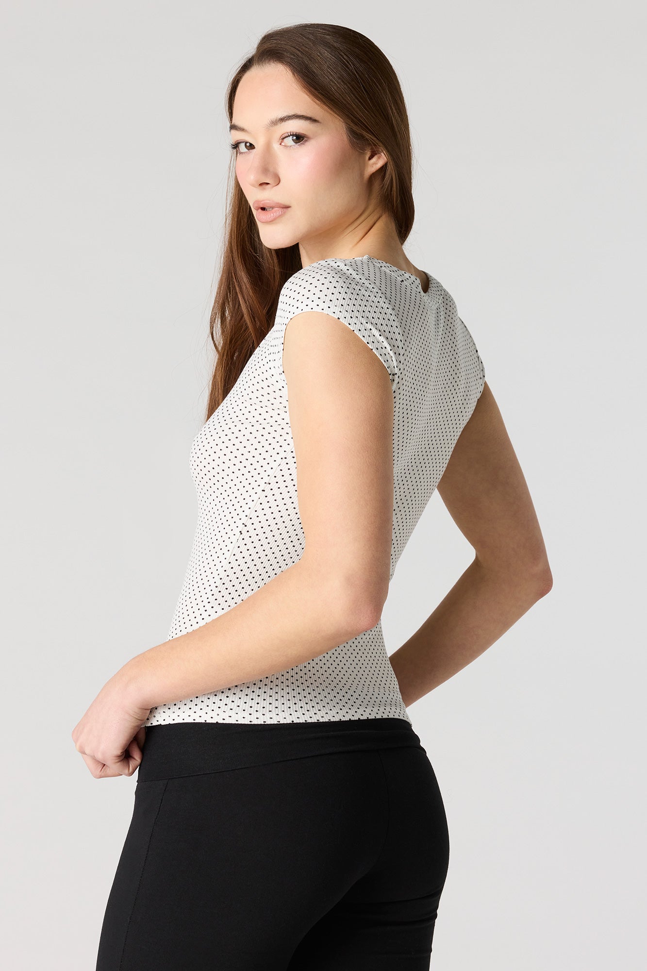 Ribbed Scoop Neck T-Shirt