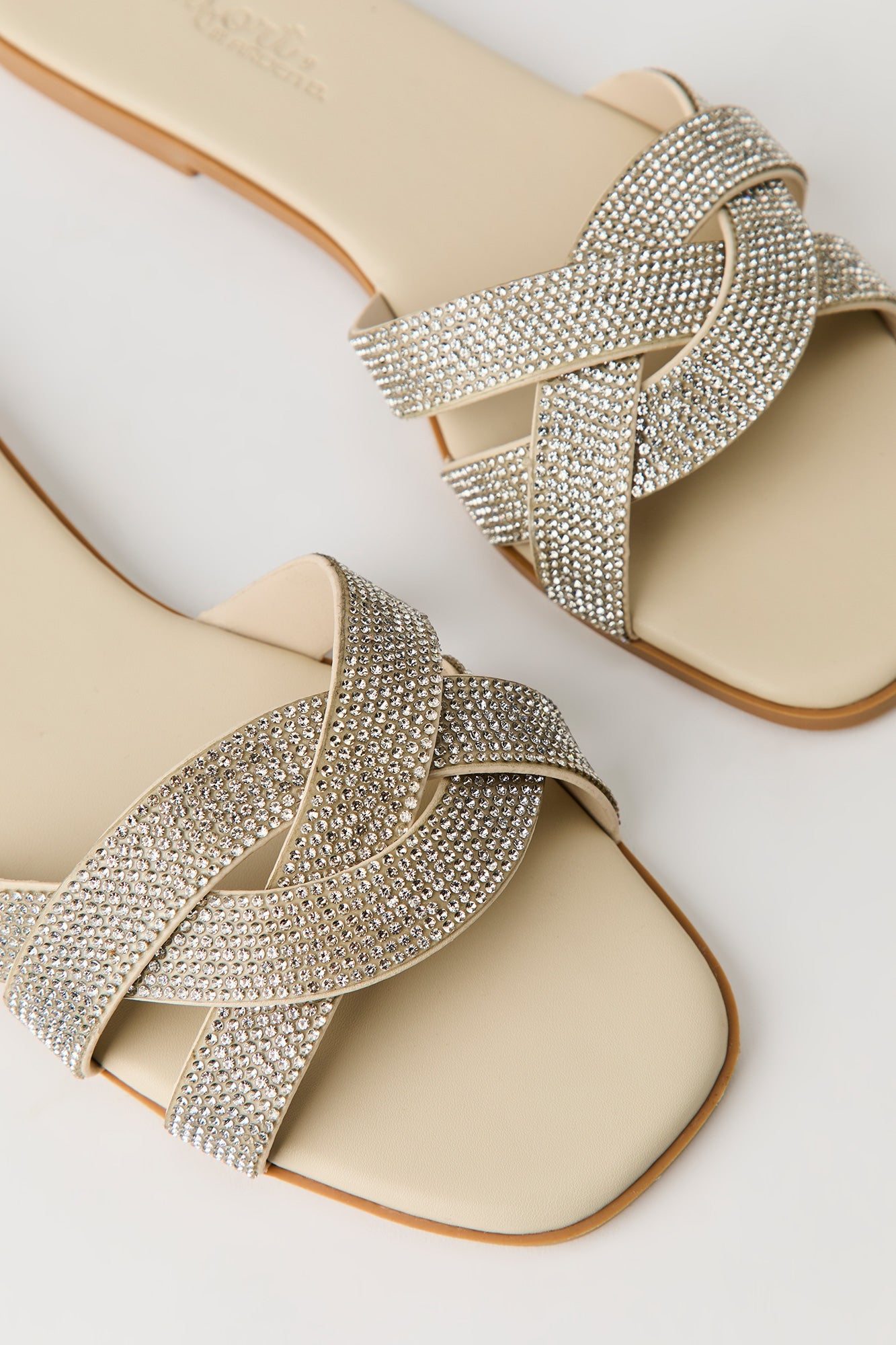 Rhinestone Twisted Band Sandal