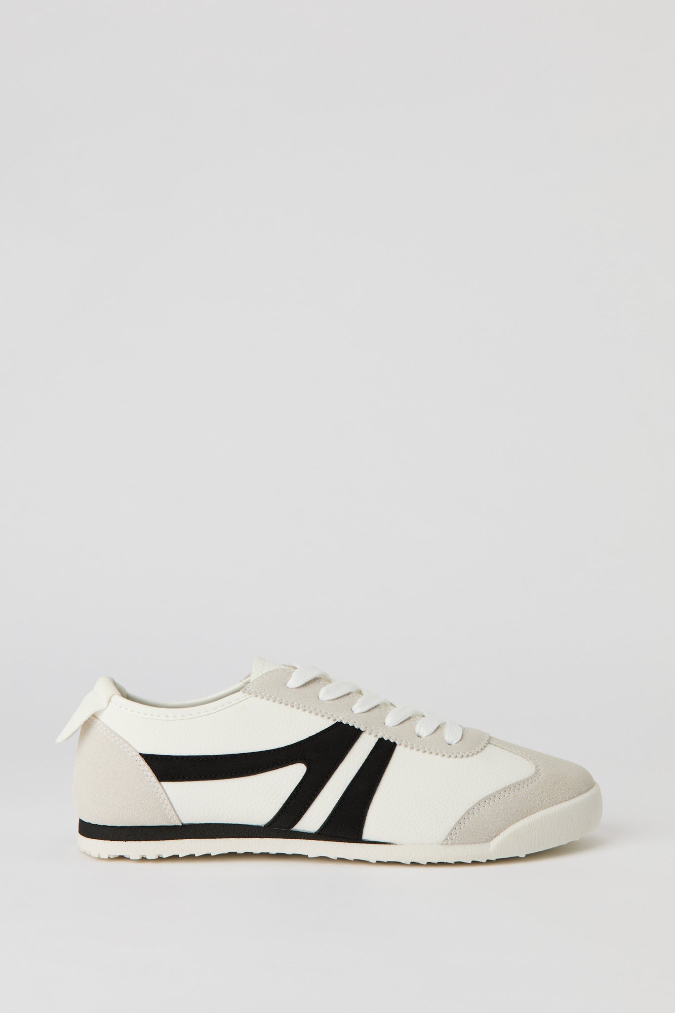 Retro Sneaker