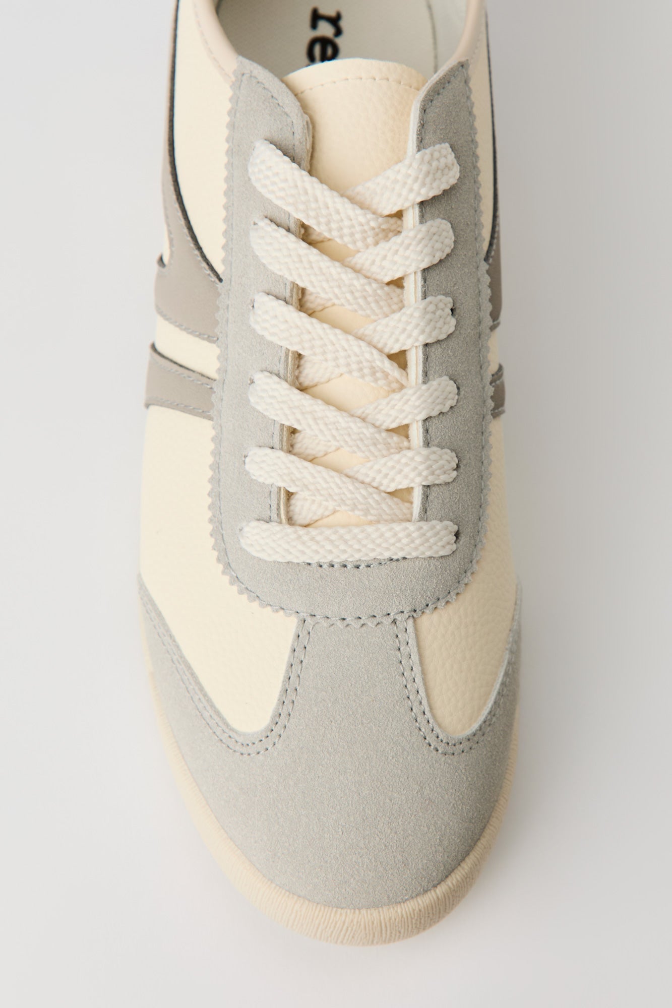 Retro Sneaker