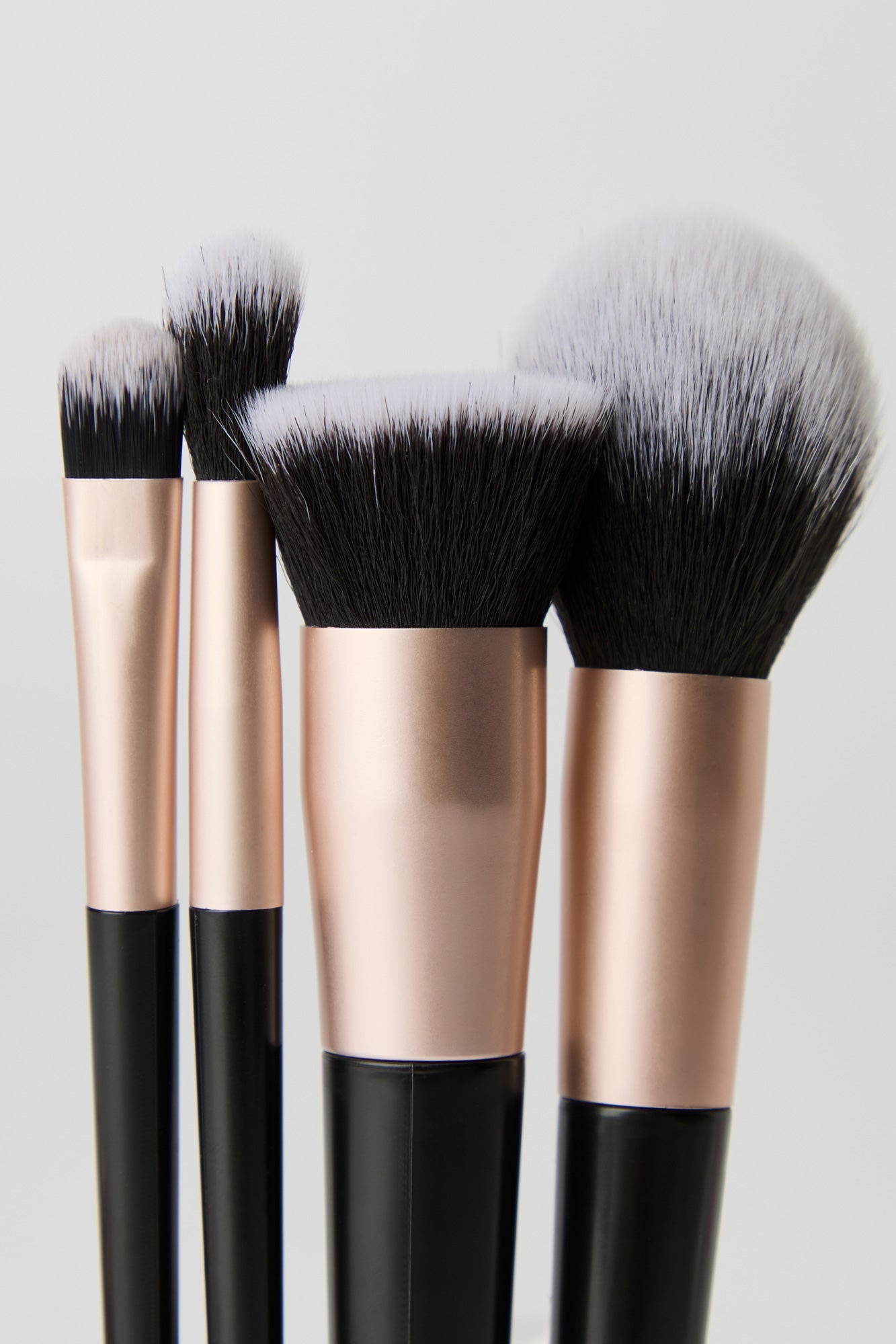 Soft Makeup Brushes Set (7 Pcs)