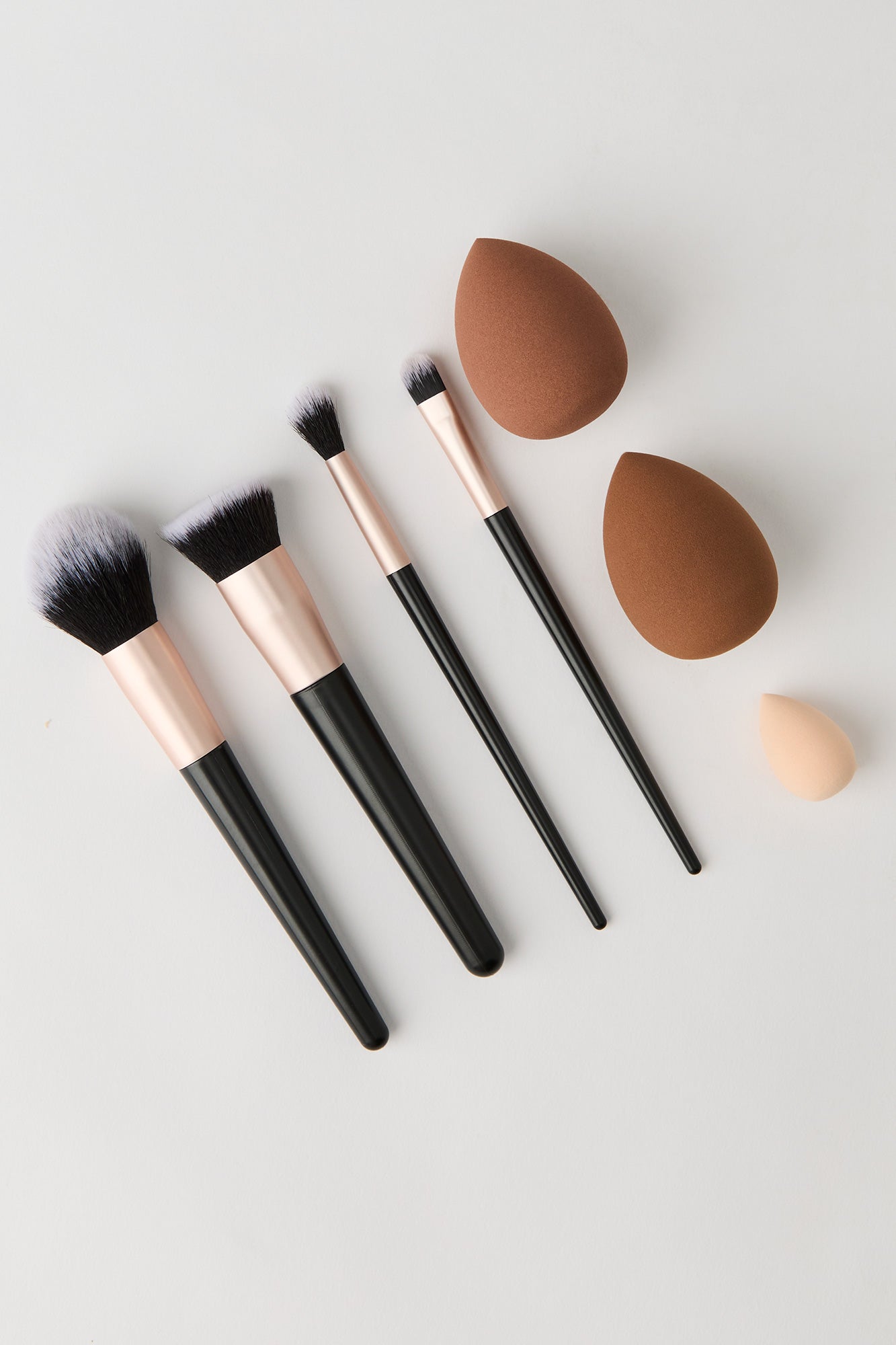 Soft Makeup Brushes Set (7 Pcs)