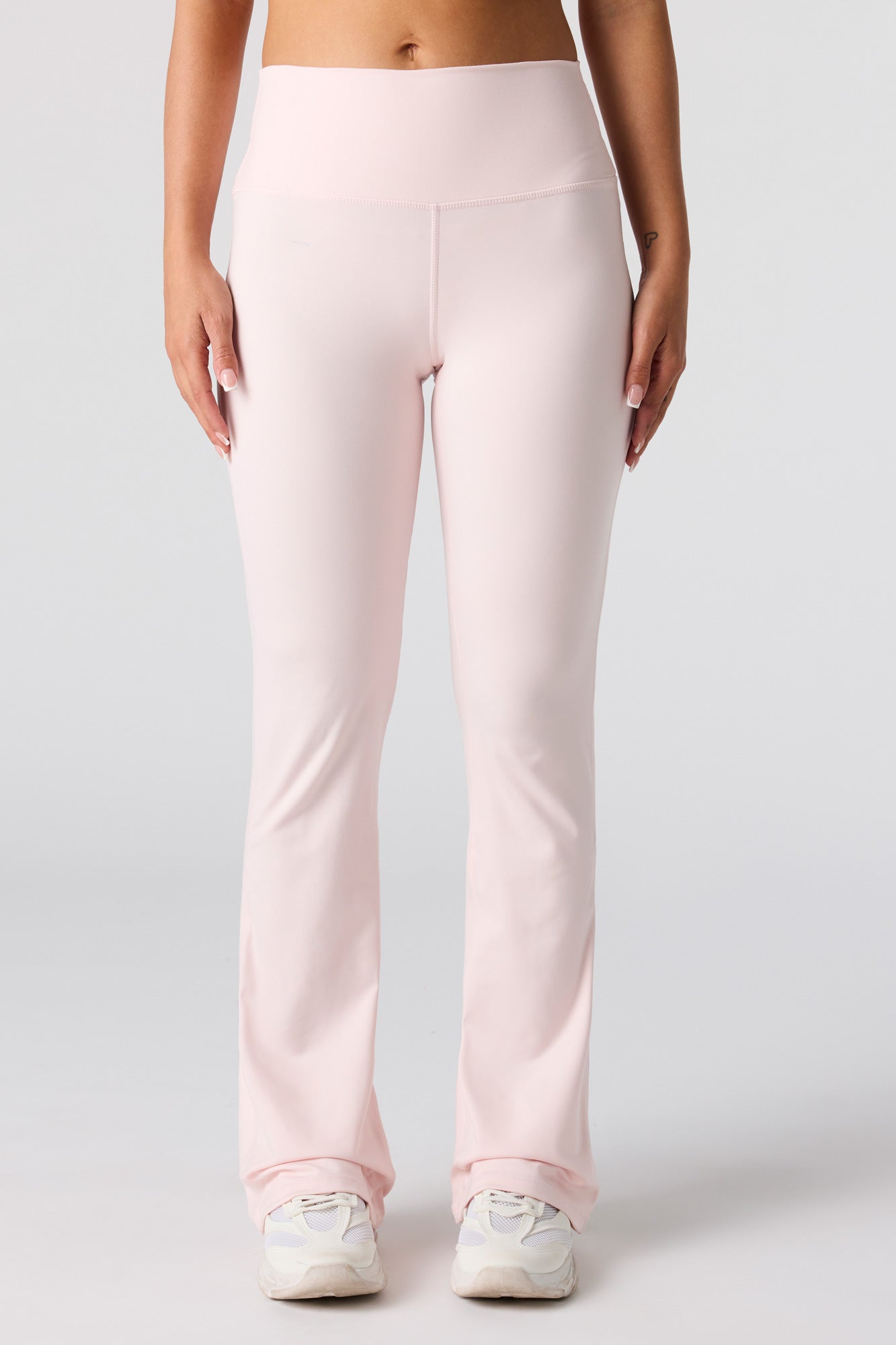 U/A Back Pocket Flare Pant