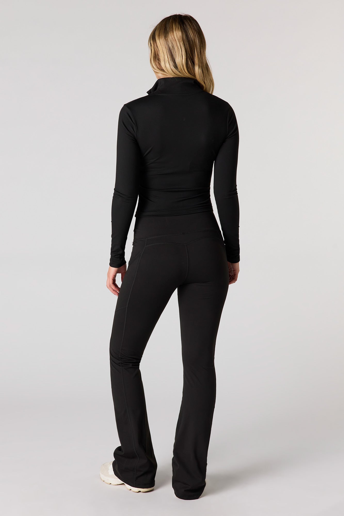 U/A Flare Pant with Pockets