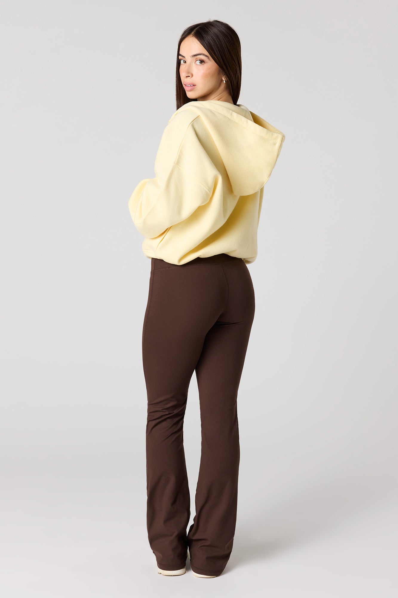 U/A Flare Pant with Back Pocket