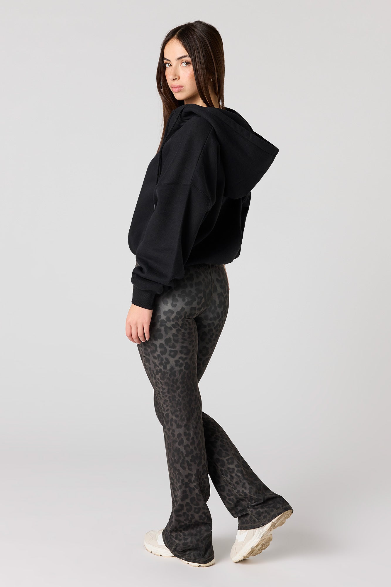 U/A Flare Pant with Back Pocket