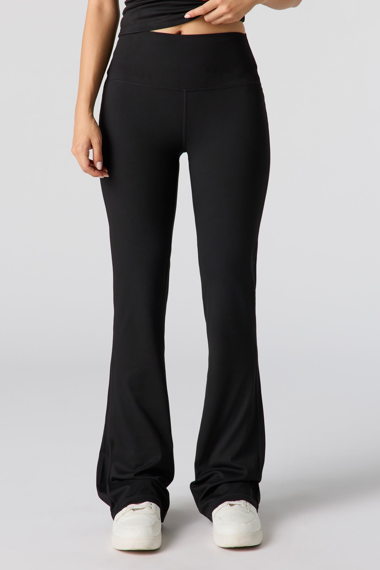 Active Back Pocket Flare Pant