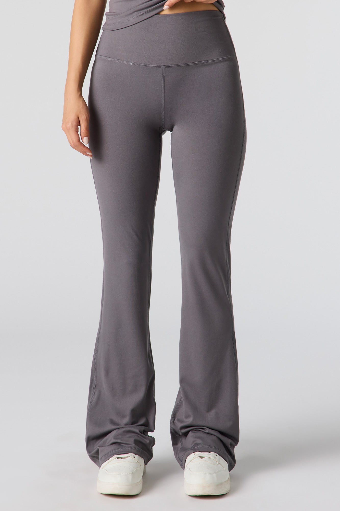 Active Back Pocket Flare Pant