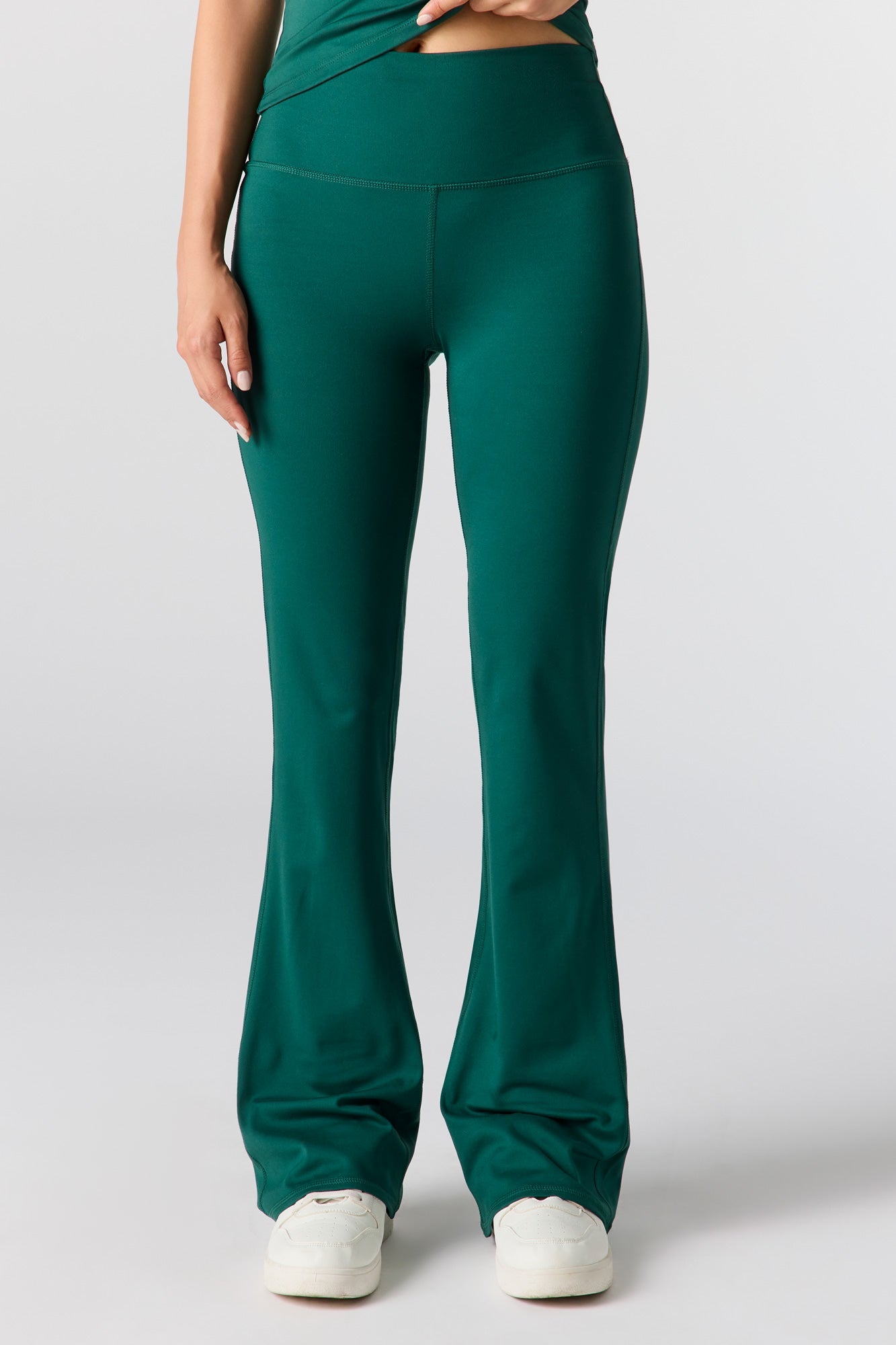 Active Back Pocket Flare Pant