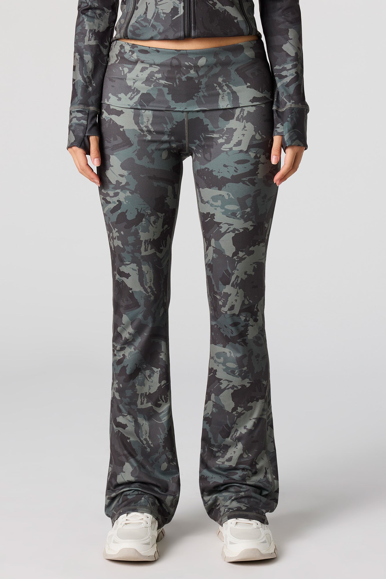 U/A Foldover Waist Flare Legging