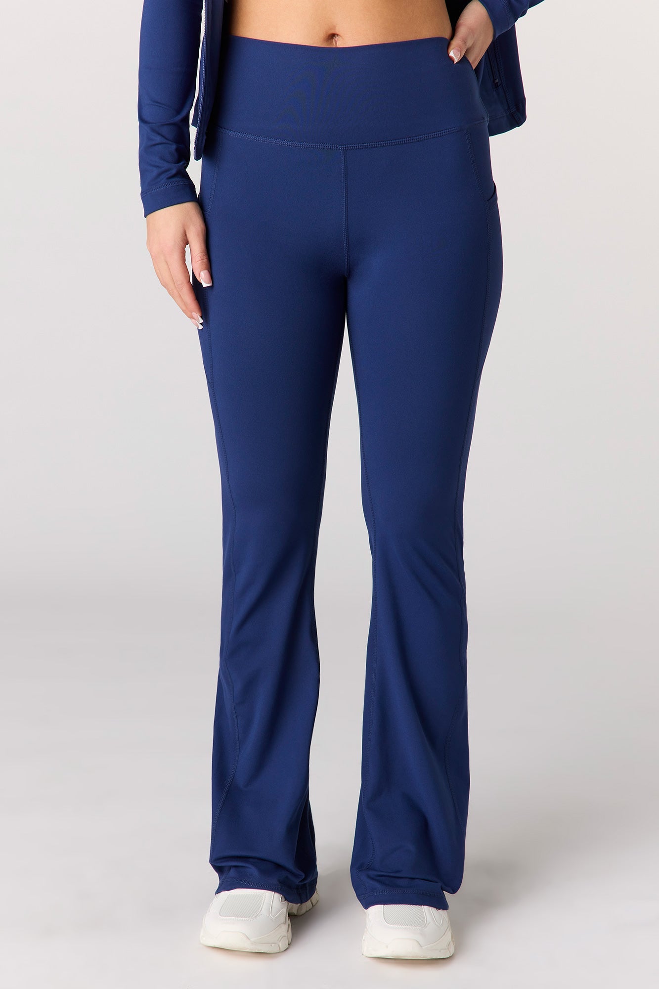 U/A Side Pocket Flare Pant