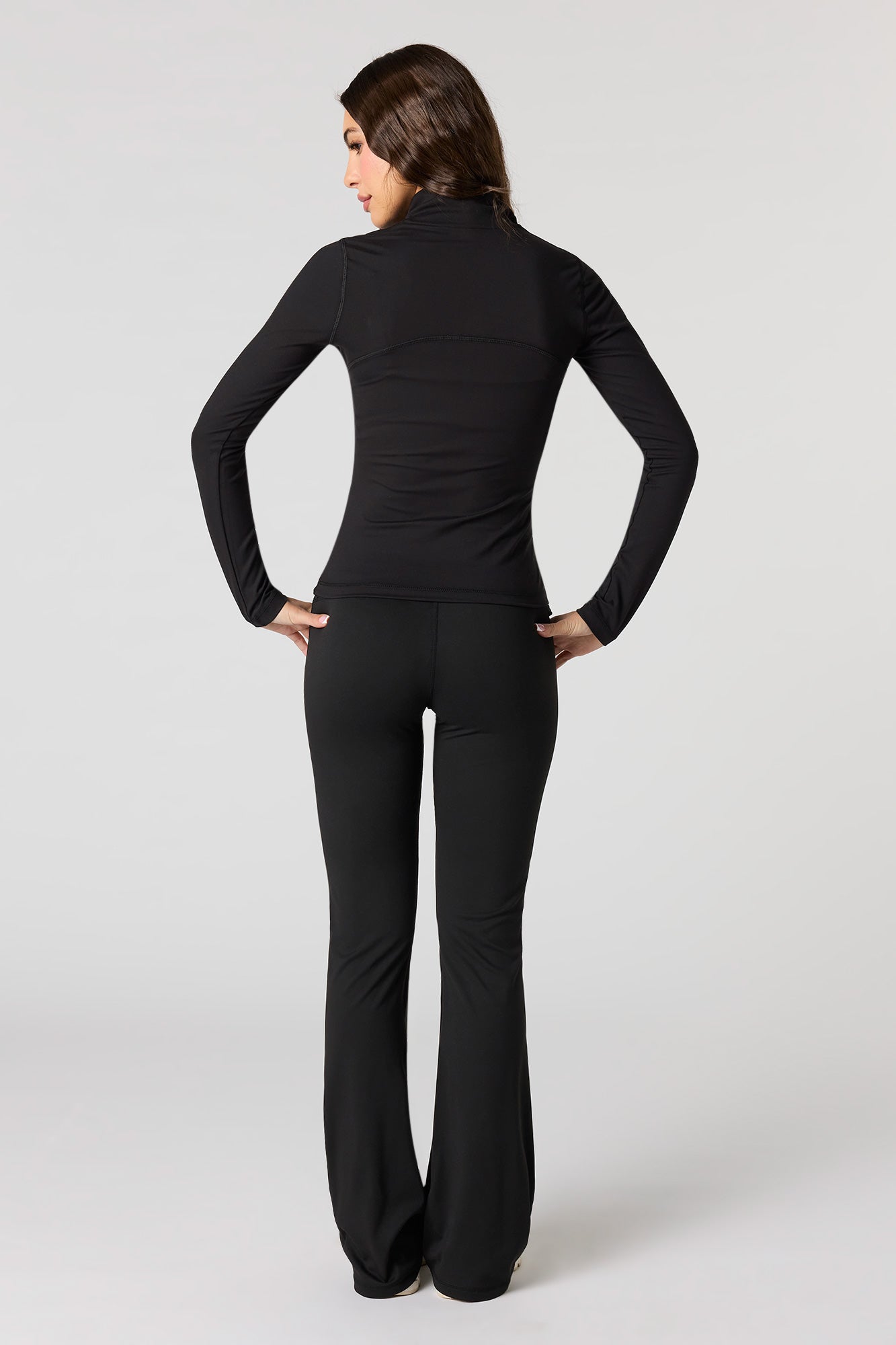U/A Back Pocket Flare Legging