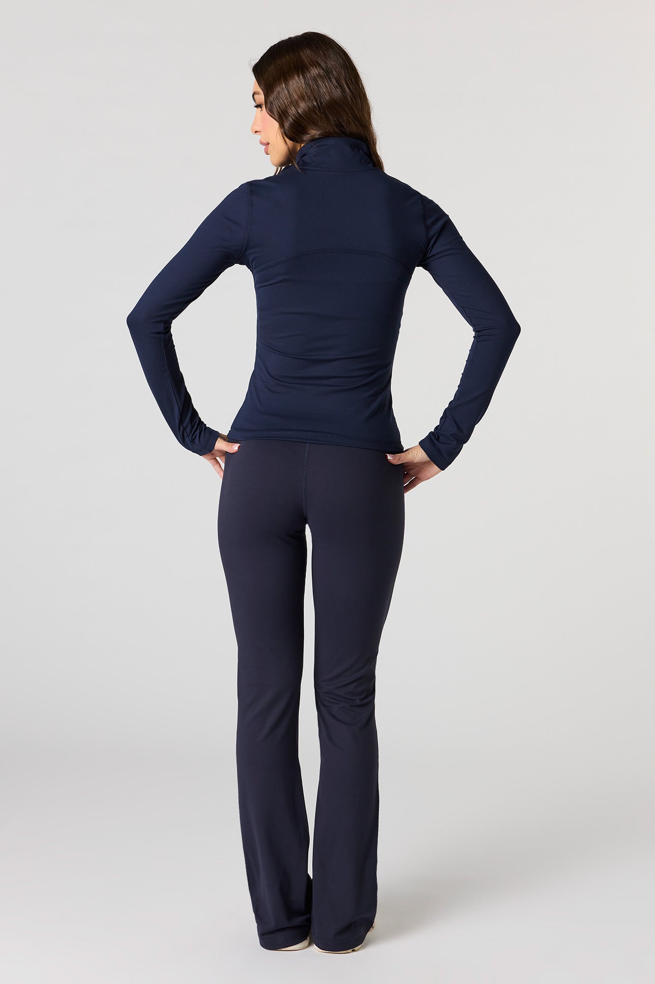 U/A Back Pocket Flare Legging