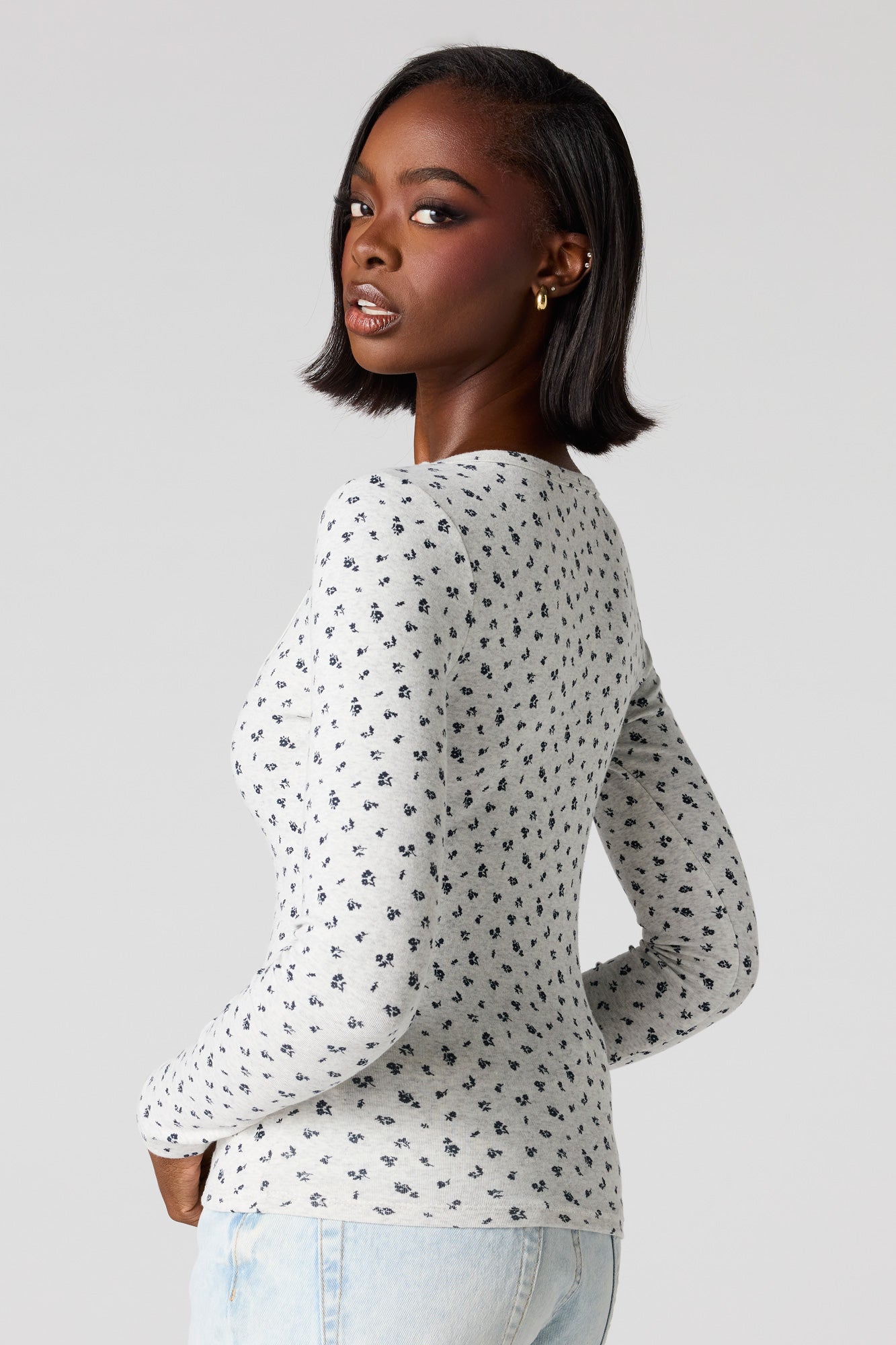 Ribbed Scoop Neck Long Sleeve Top