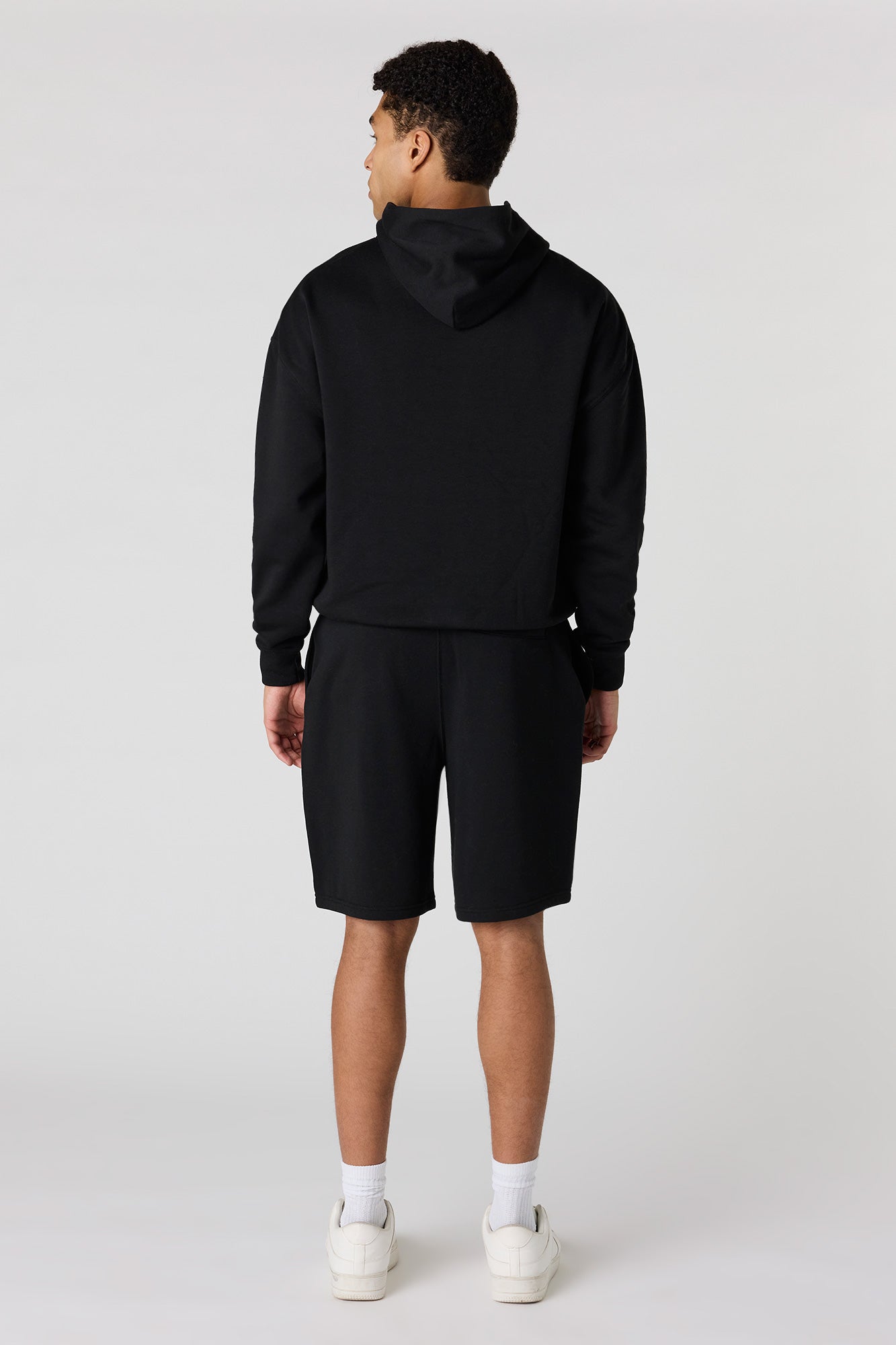 Graphic Fleece Short 8.5"