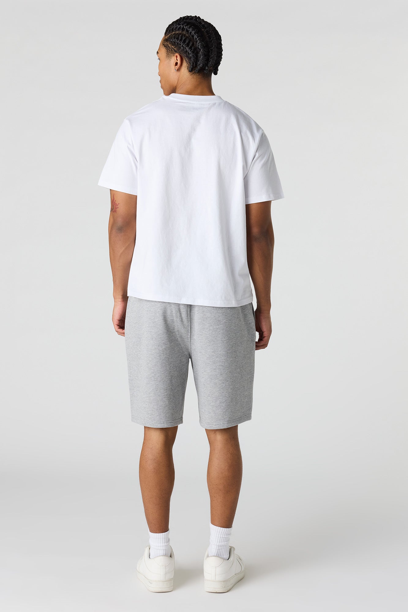 Graphic Fleece Short 8.5"