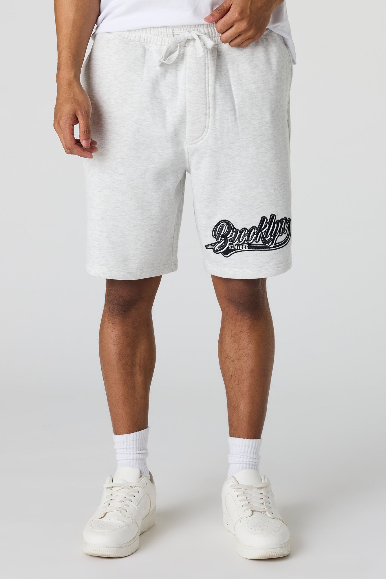 Graphic Fleece Short 8.5"